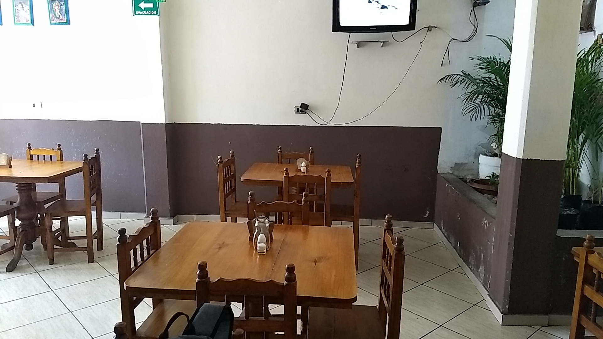 Gran Sazón Restaurante image 1