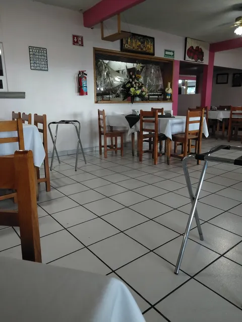 La Nueva California - Restaurante image 3