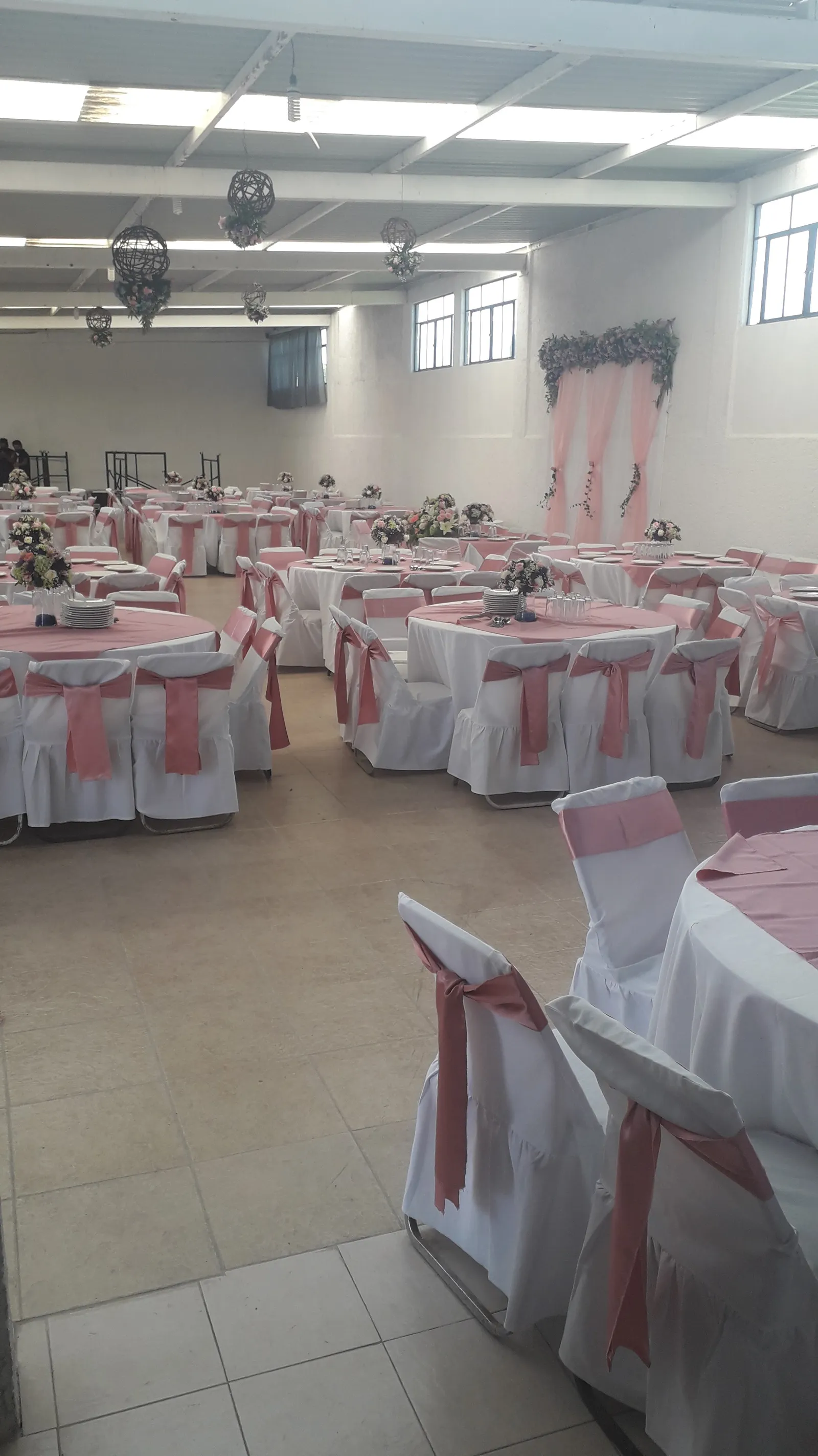 Salón y jardín de eventos "Santa María" image 3