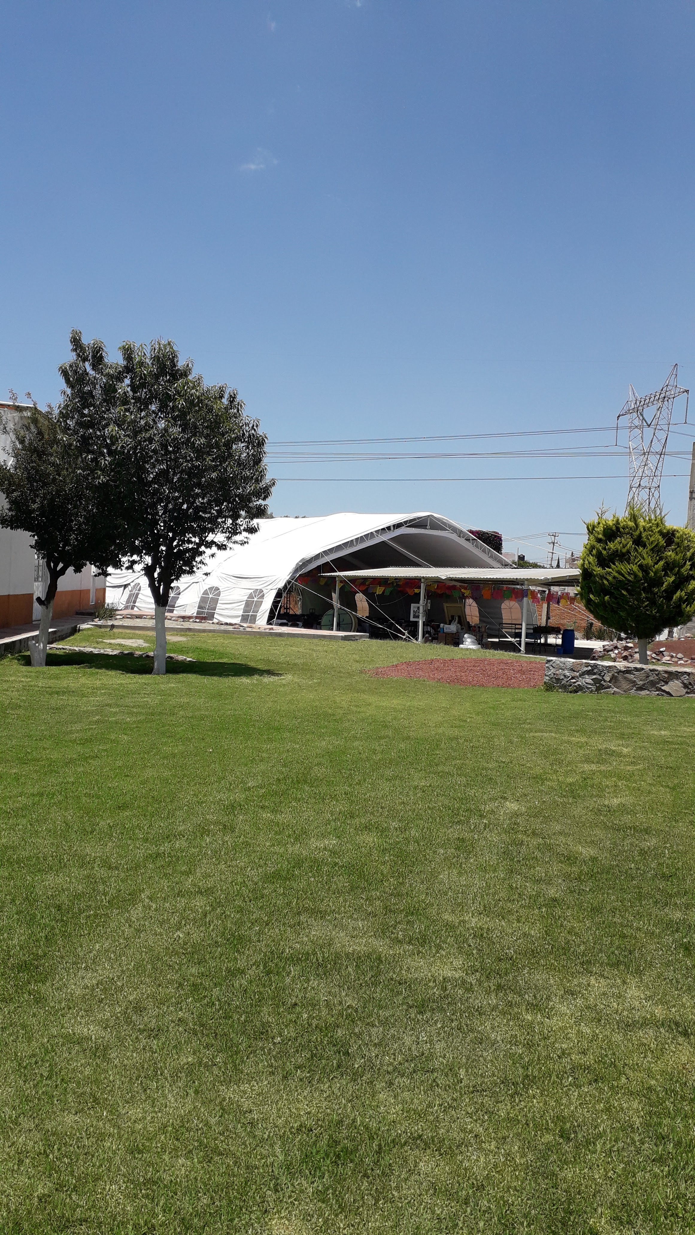 Salón y jardín de eventos "Santa María" image 4