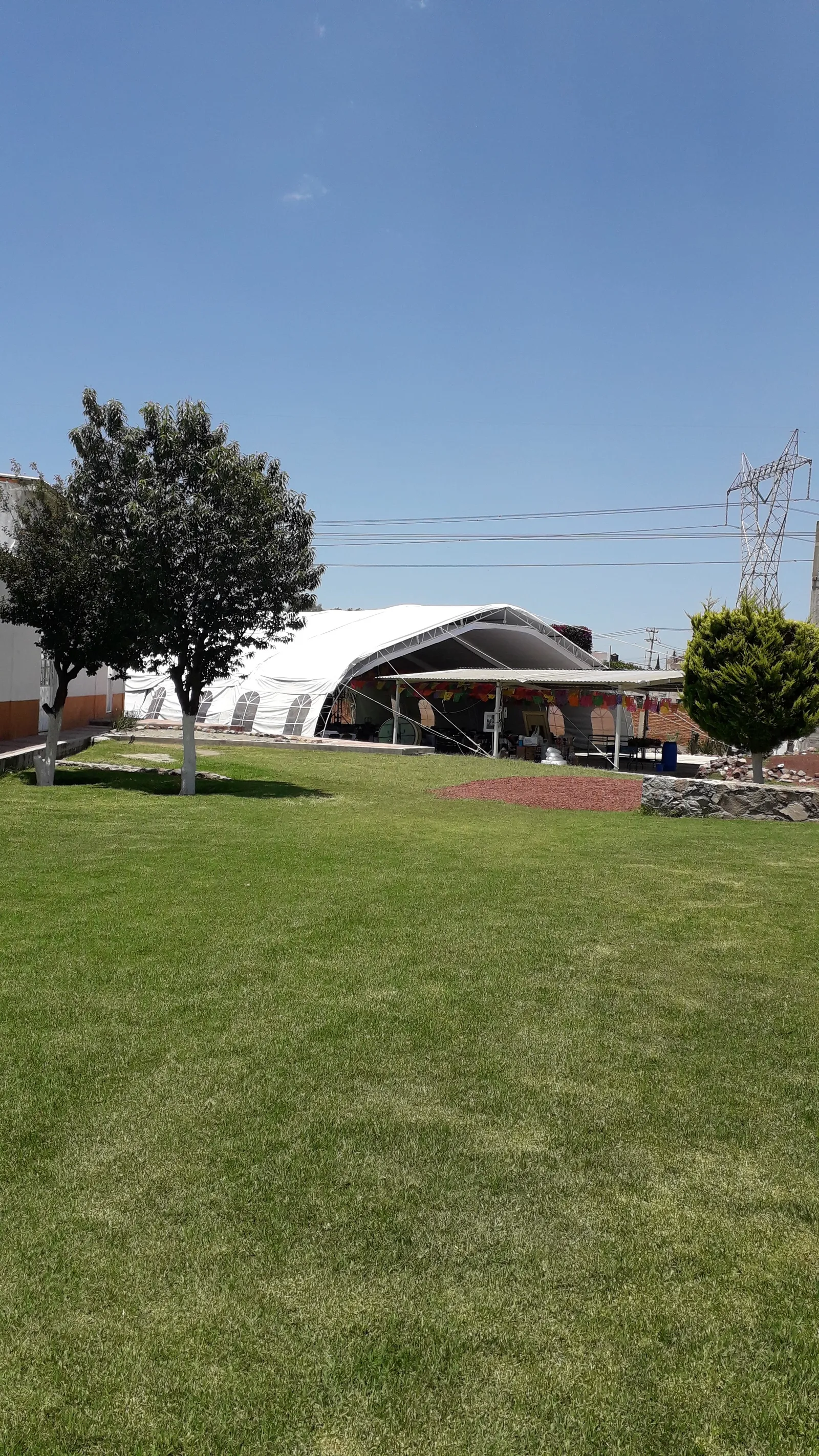 Salón y jardín de eventos "Santa María" image 4
