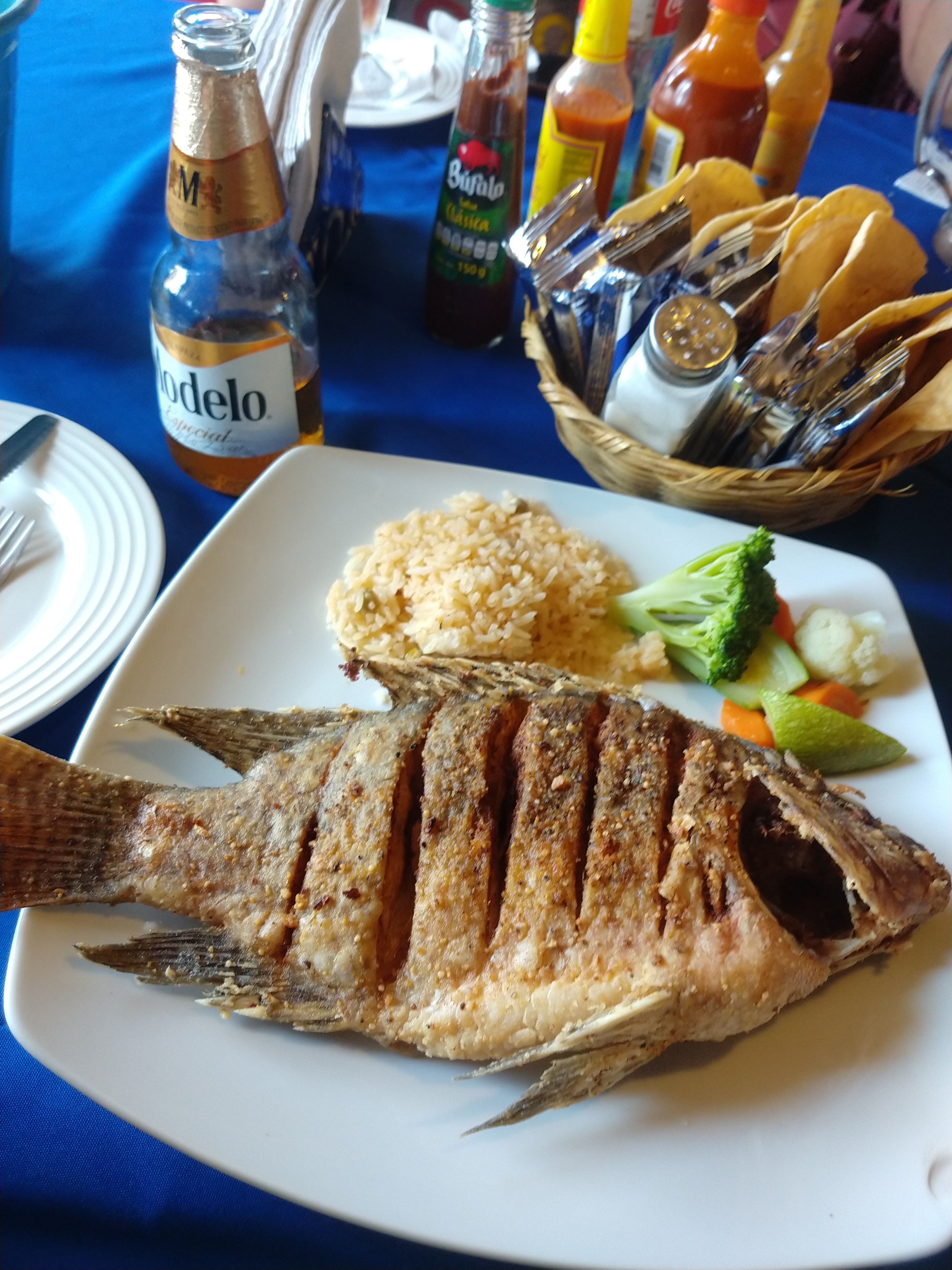 Mariscos El Capitán image 7