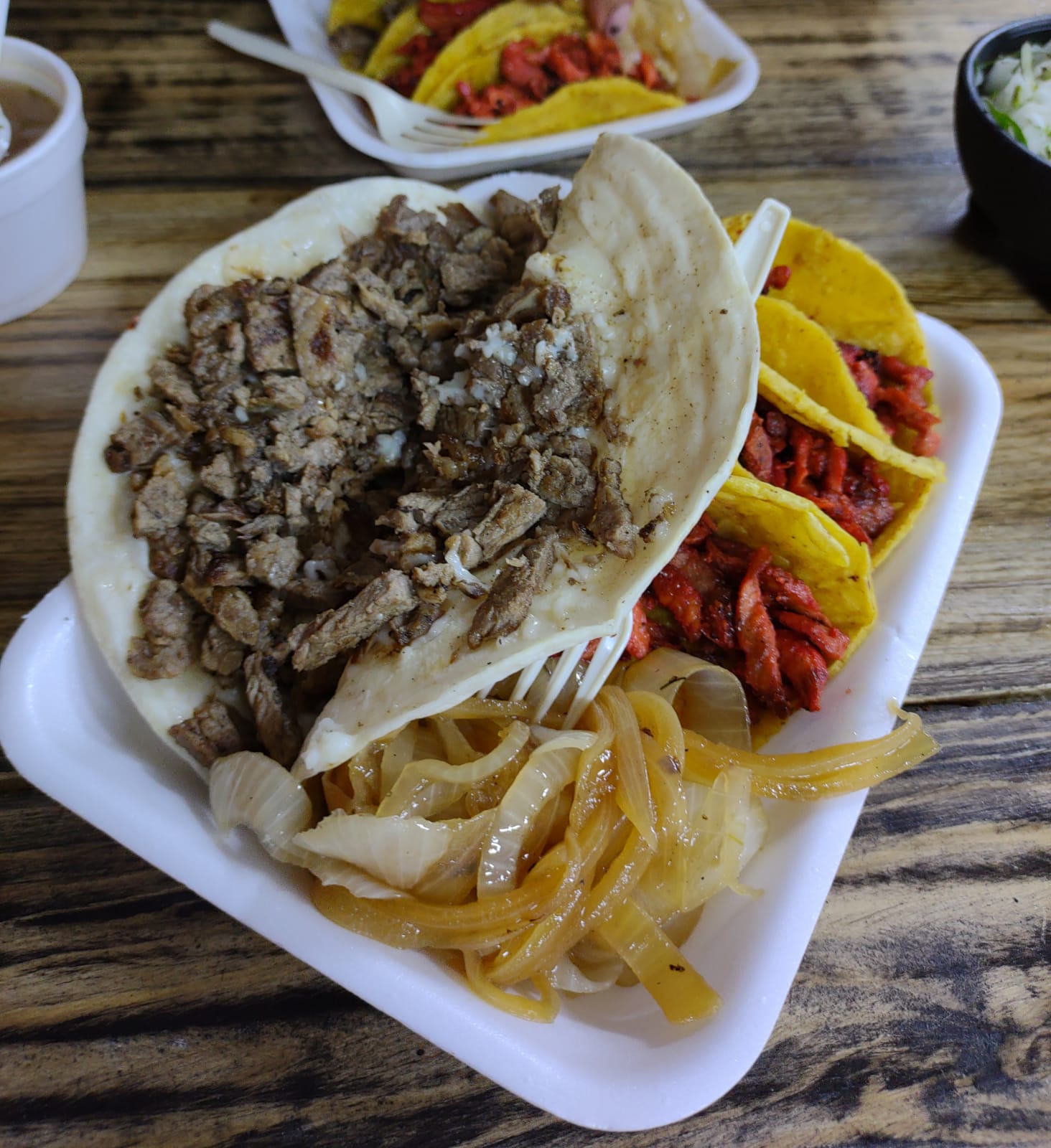 Taquería Regios sucursal del valle image 7