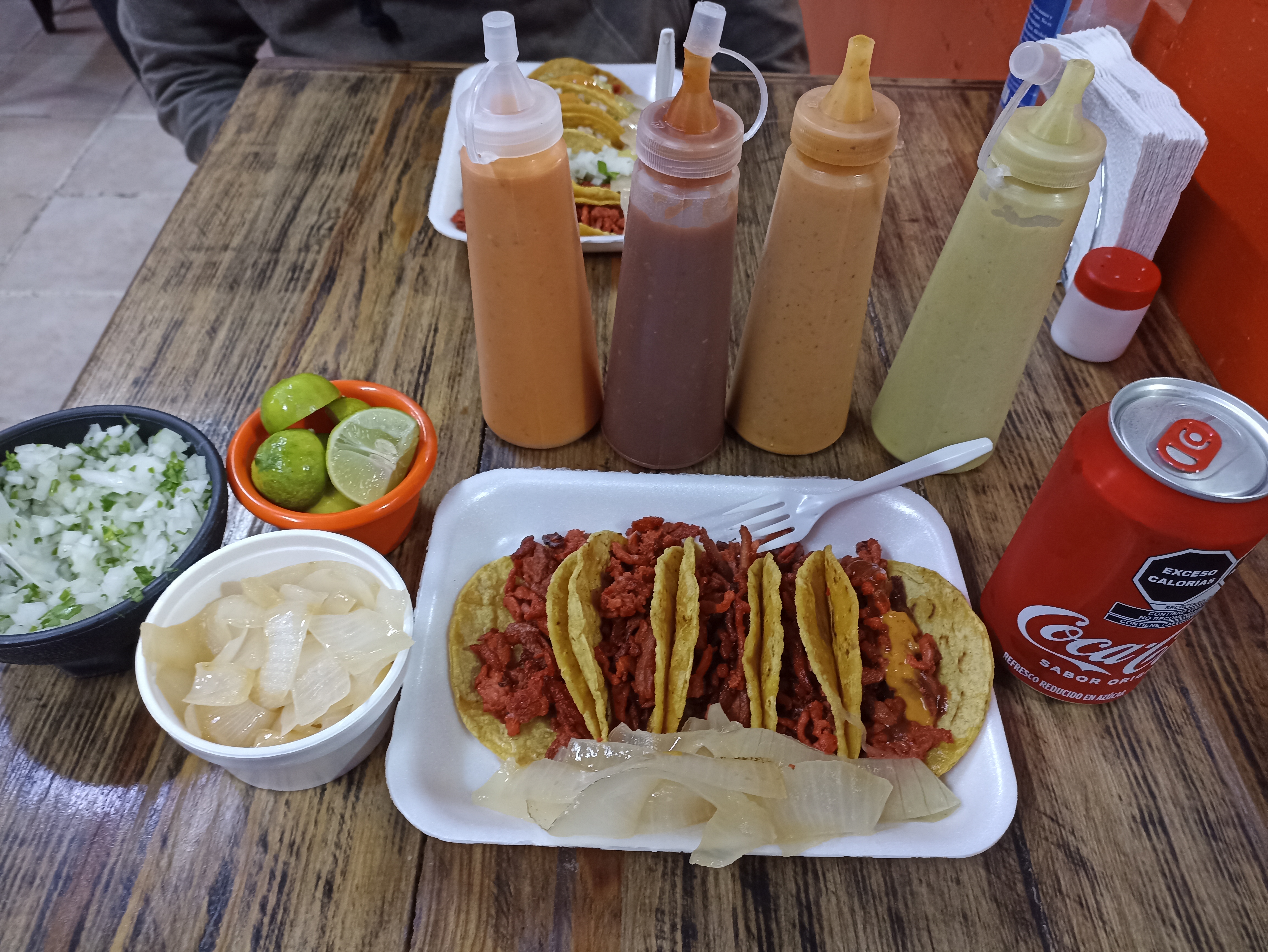 Taquería Regios sucursal del valle image 9