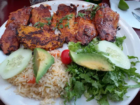 Don BETO Mariscos image 8