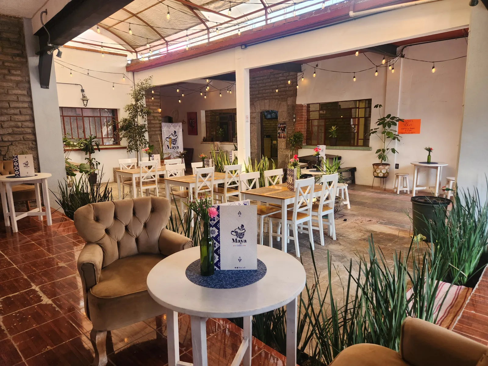 Maya Café image 2