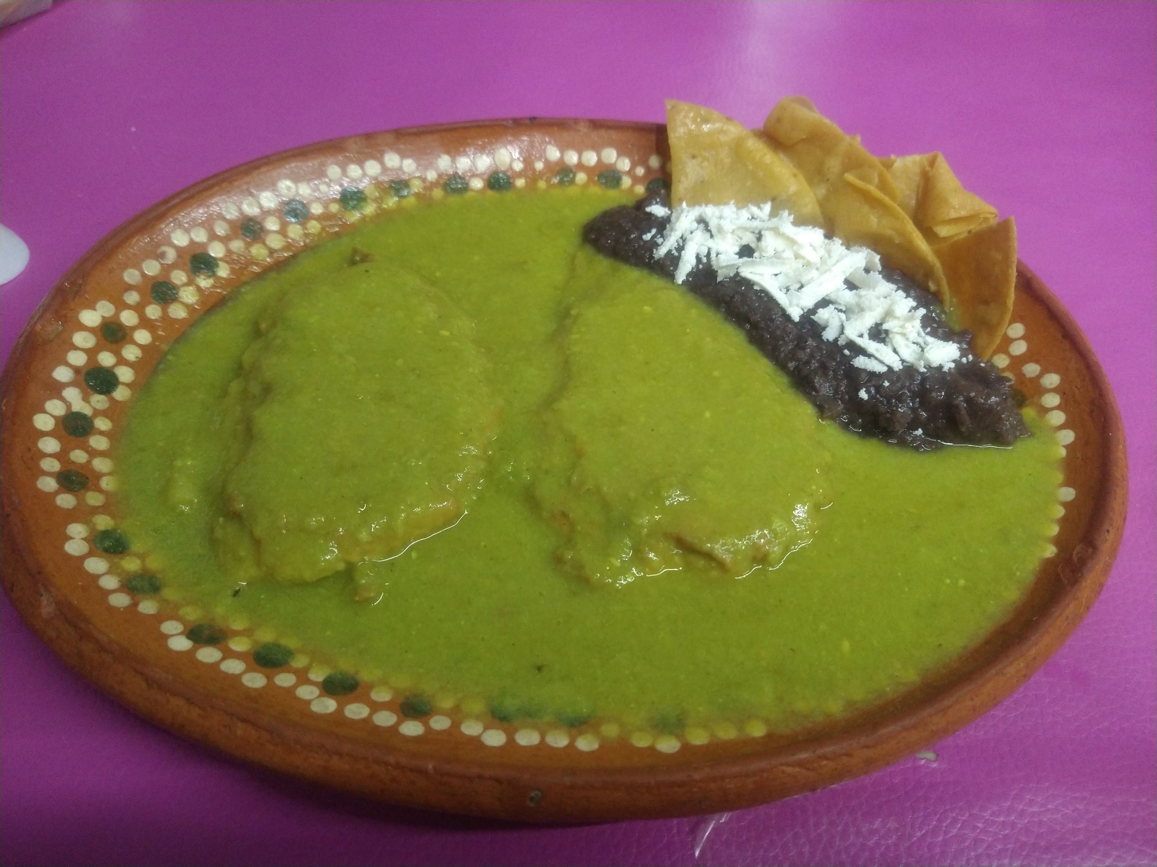 El Escondite image 4