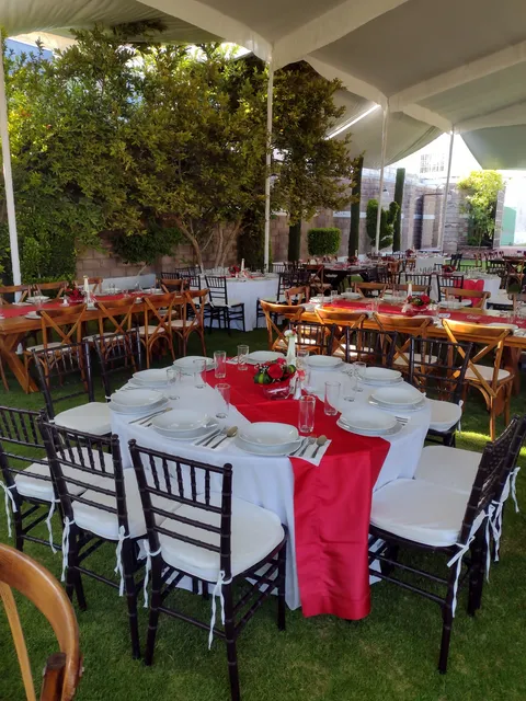 Salon Jardin Los Alcanfores image 1