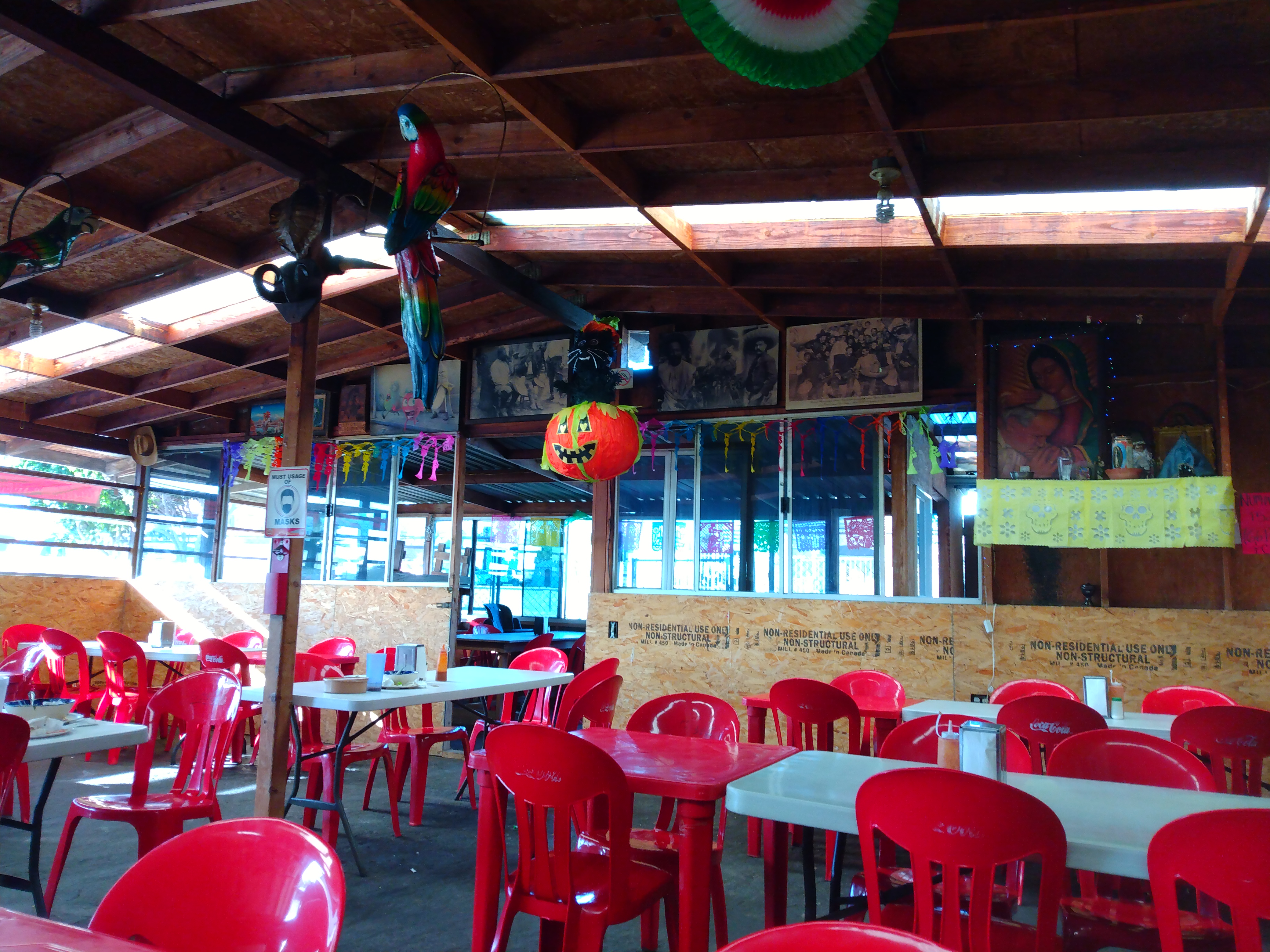 La Esquinita Restaurante image 1