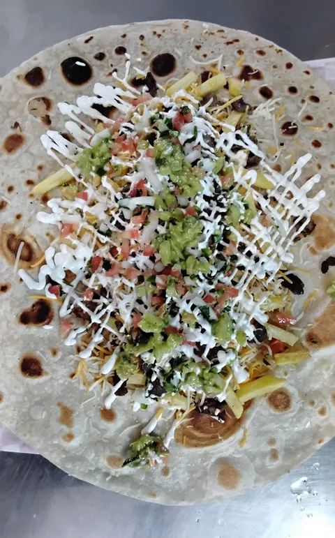 CALIFORNIA BURROS N FRIES image 5