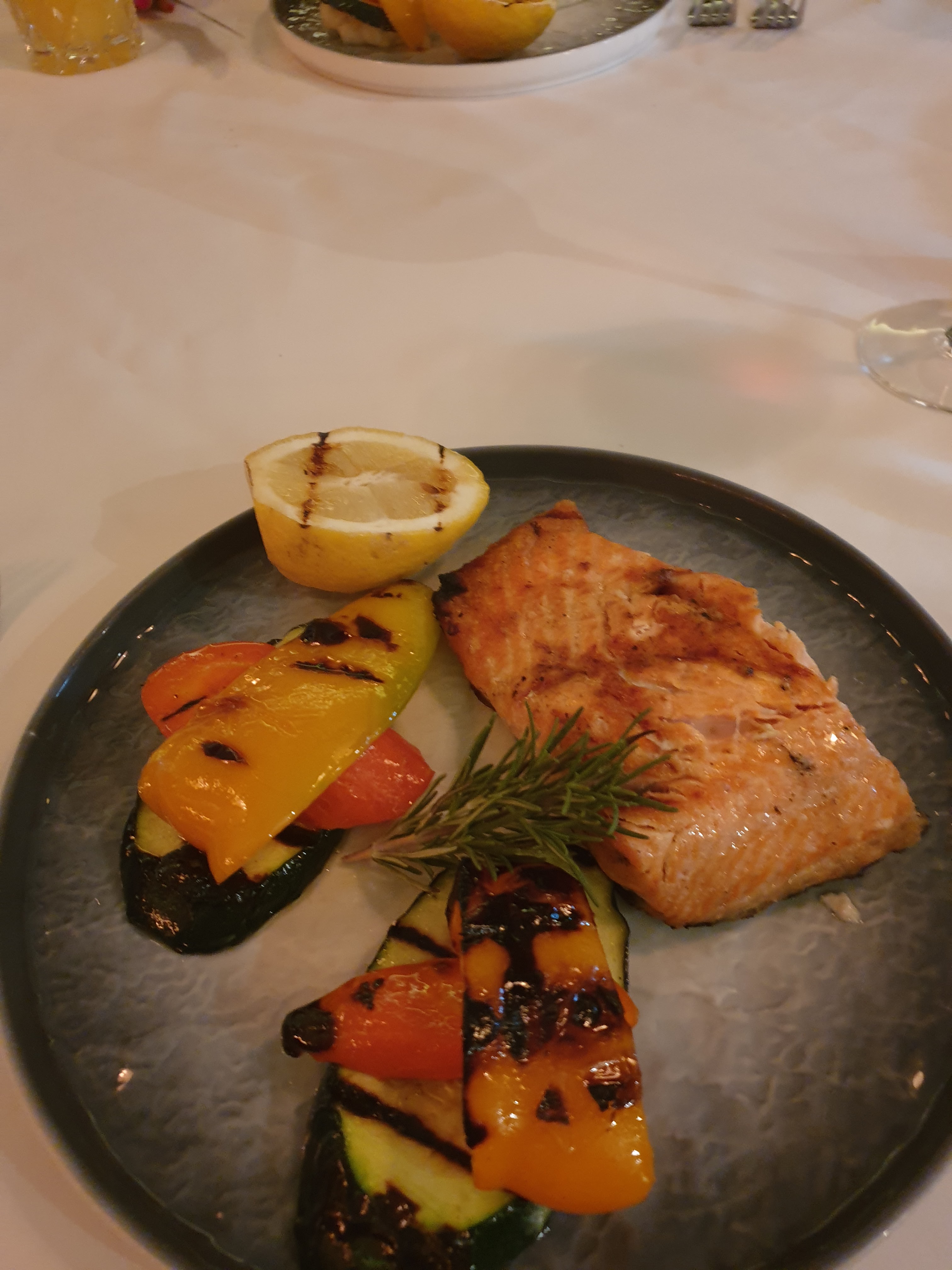 Ochuna Restaurant image 8