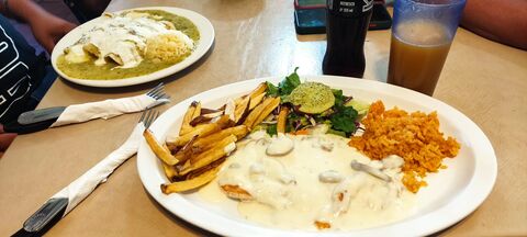 4 Milpas Restaurant image 2