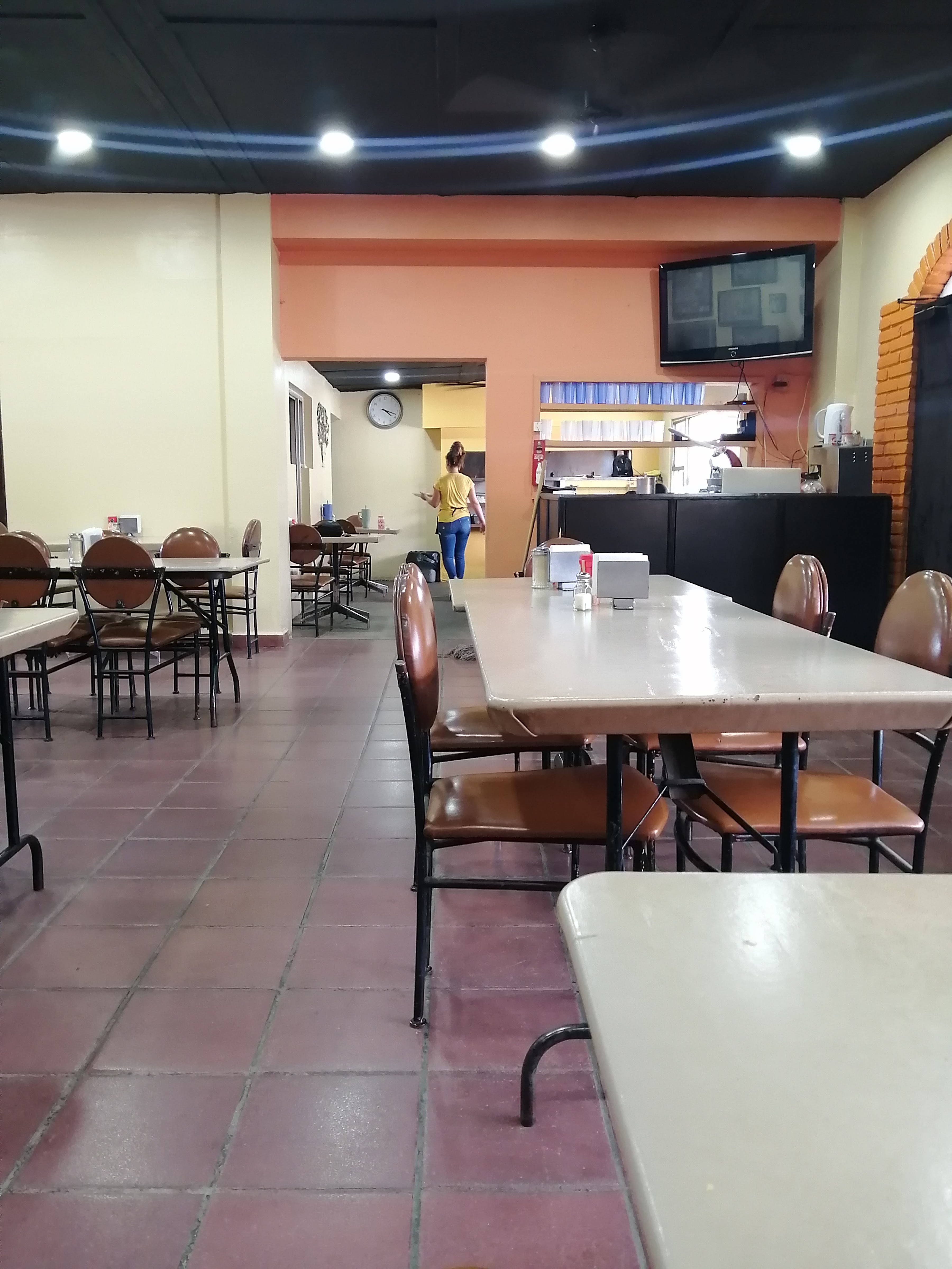 4 Milpas Restaurant image 10