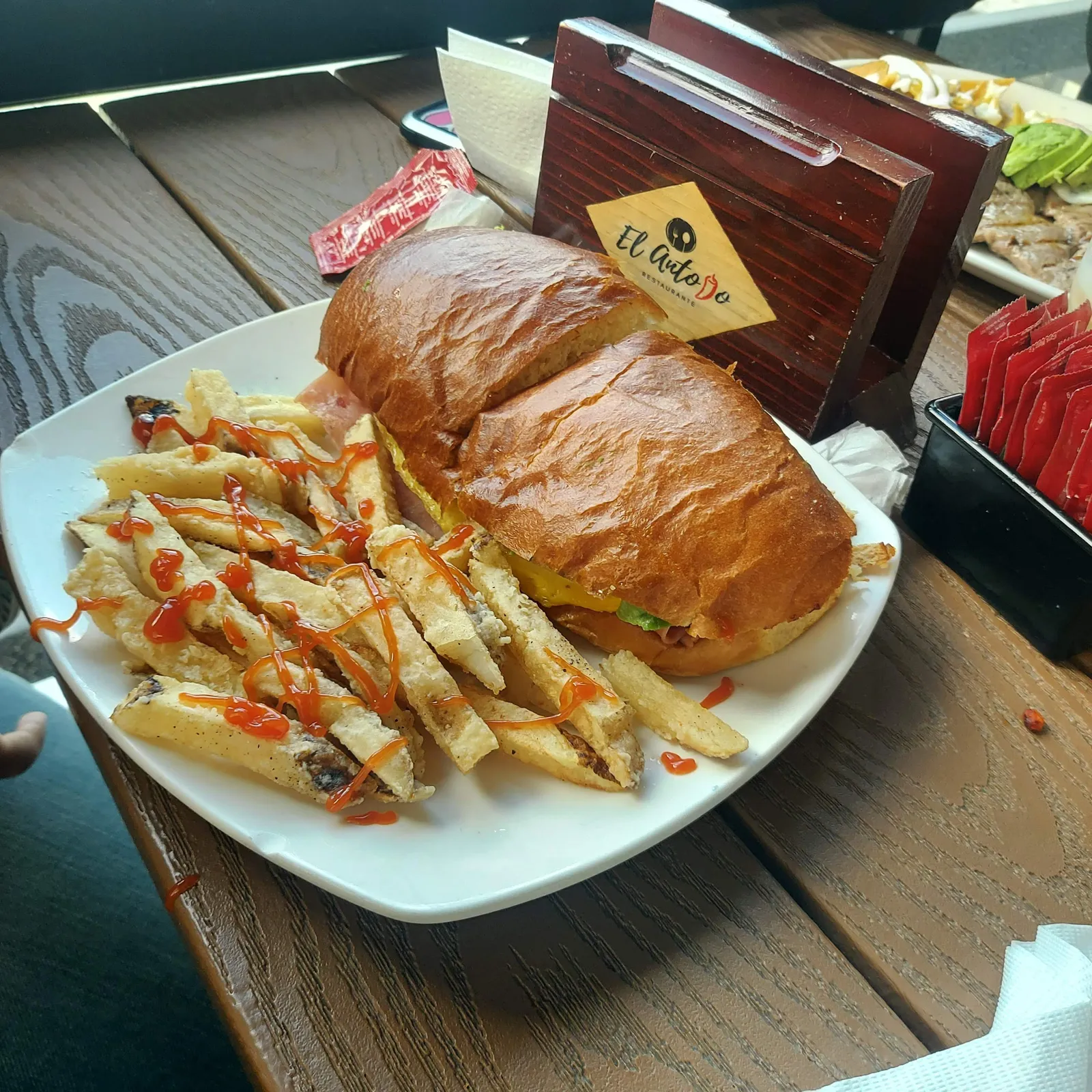 El Antojo image 10