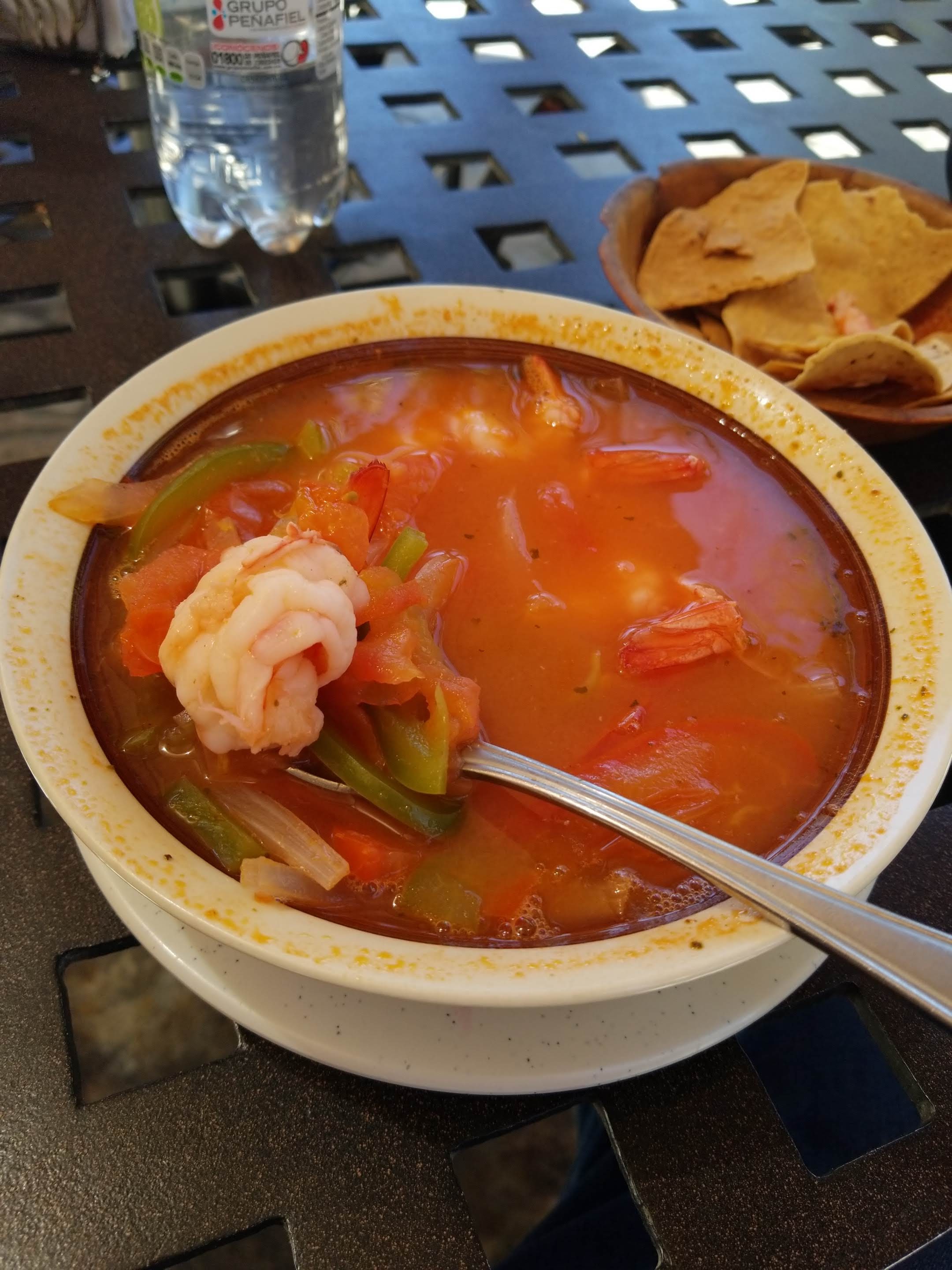 Lolos Restaurant image 4