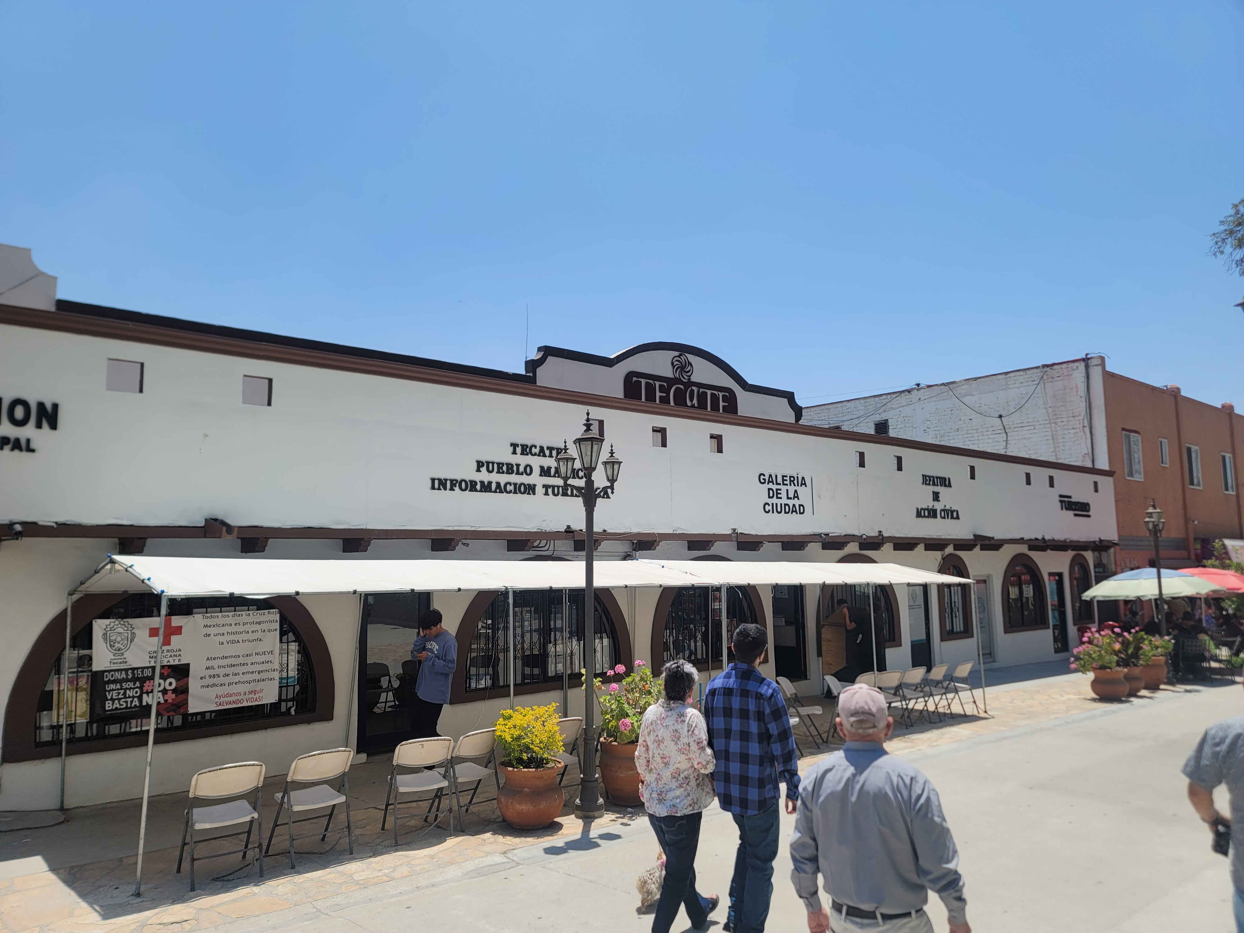 Lolos Restaurant image 7