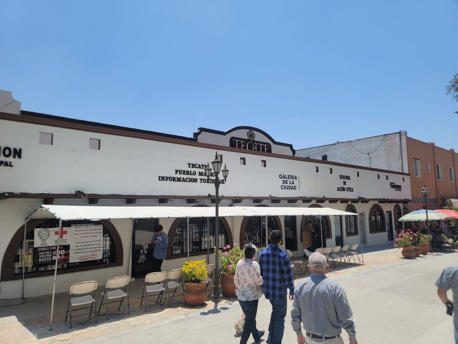 Lolos Restaurant image 7