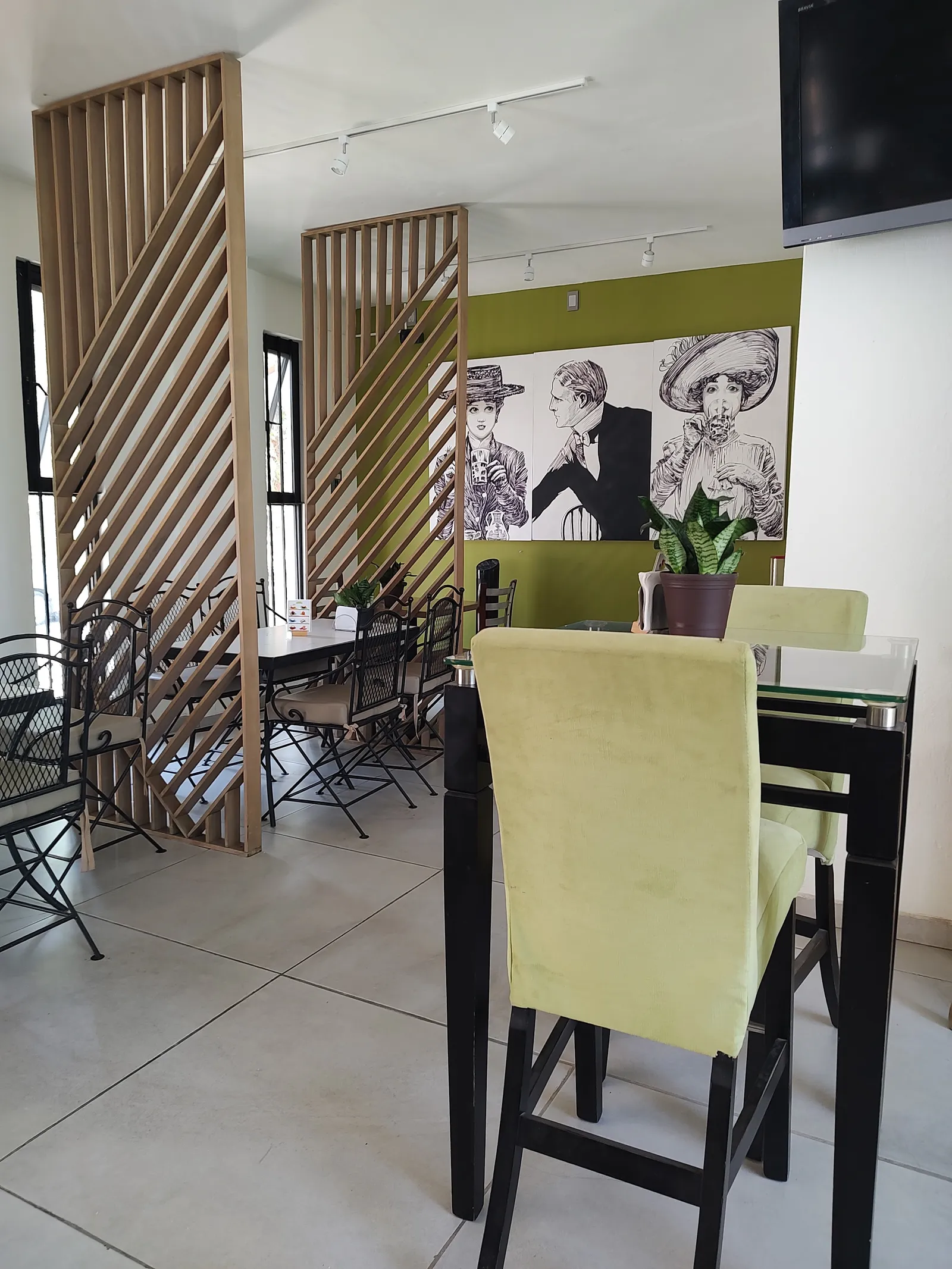 CASA MÍA RESTAURANT & CAFE image 9