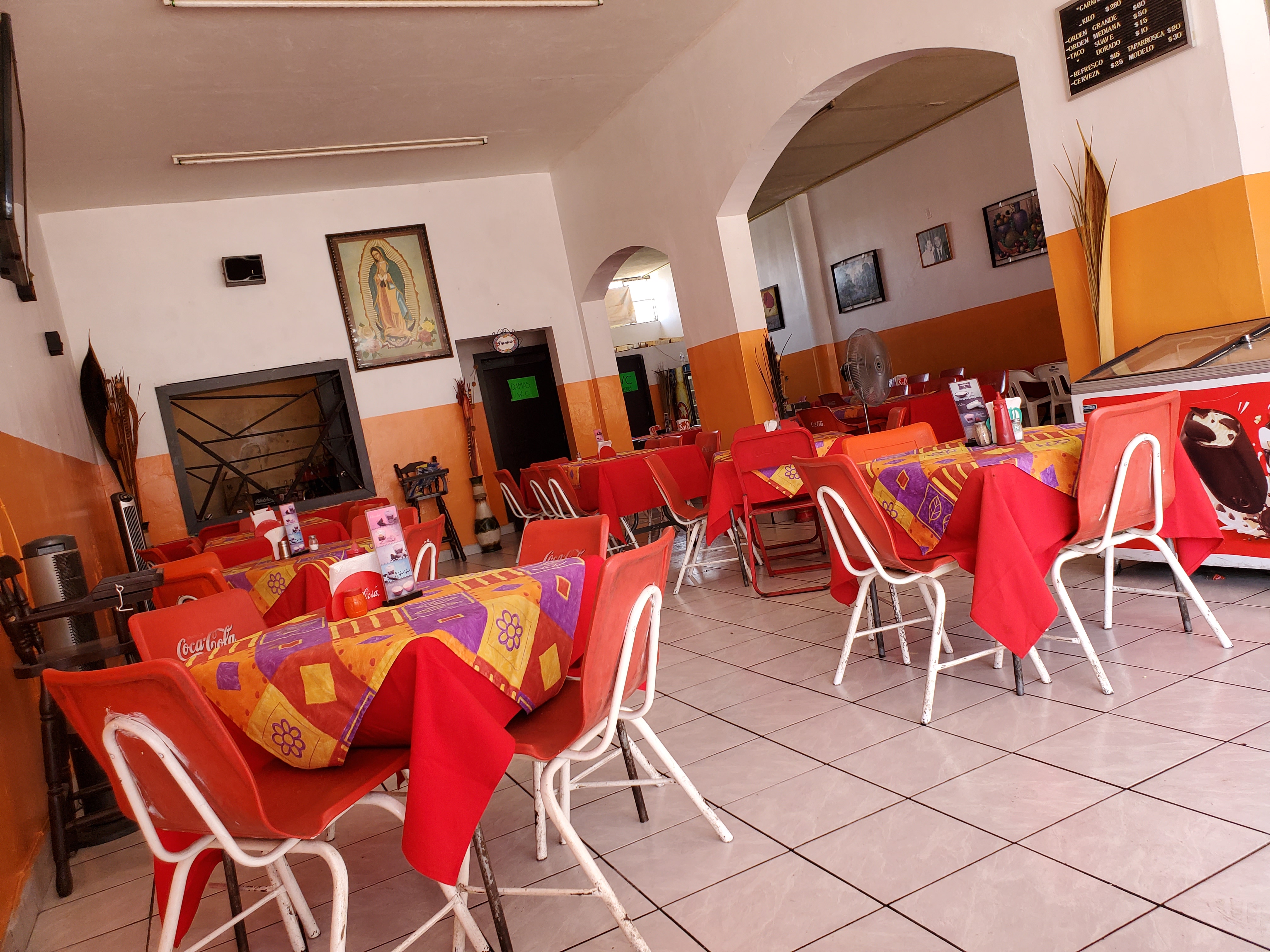 Carnitas Chelis image 1