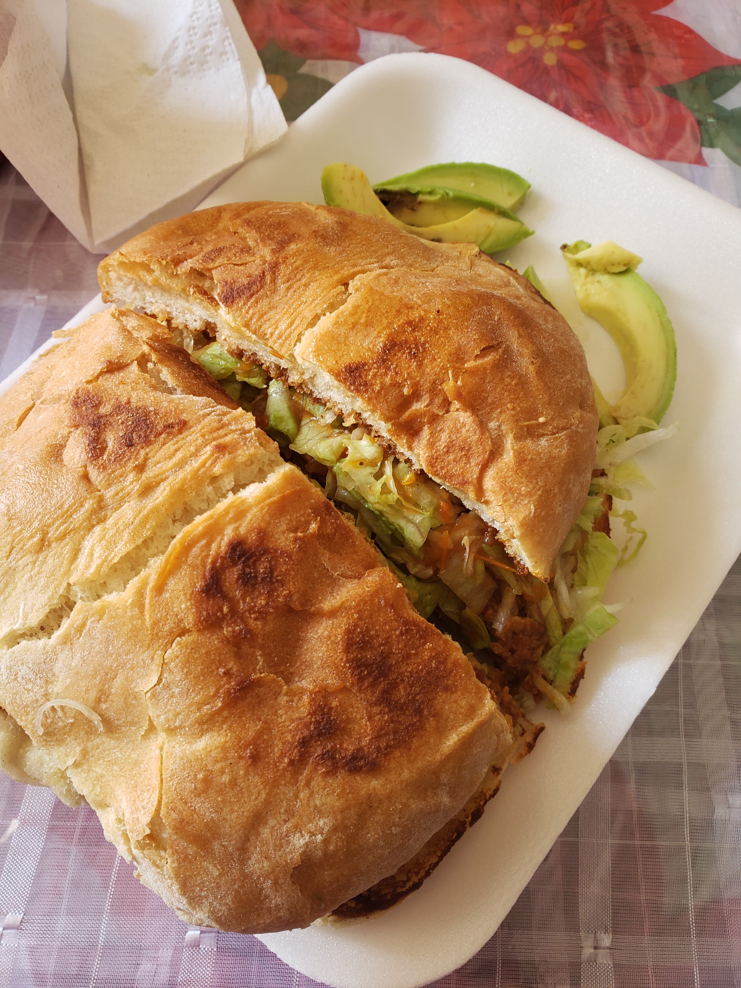 Loncheria Alicia Y El Don image 2