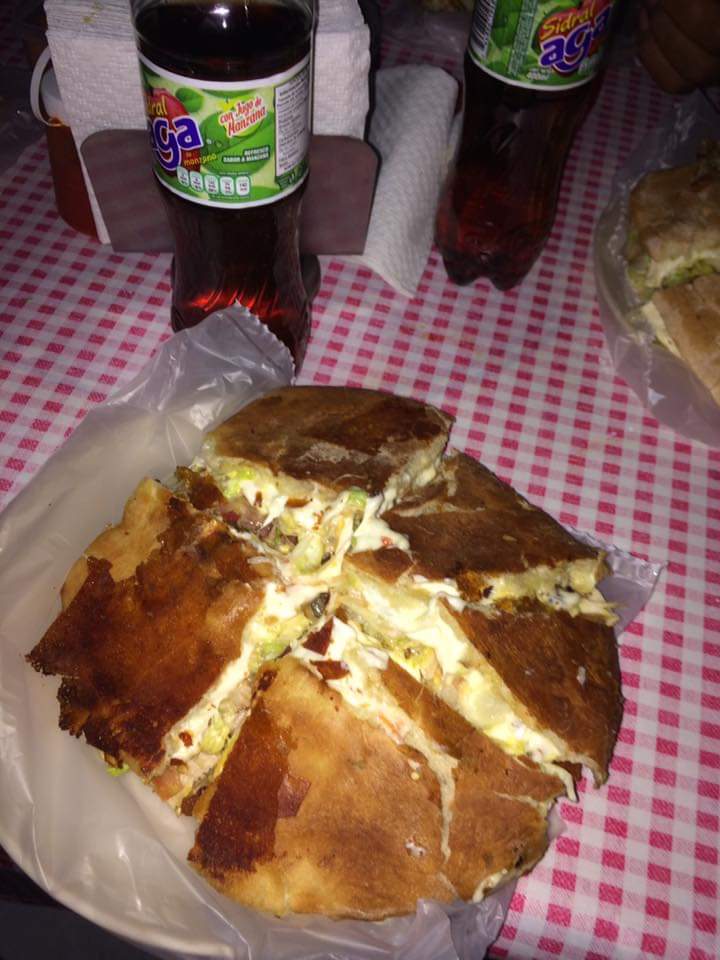 "LONCHERÍA D' JUAN JR." ( hijo ) image 5