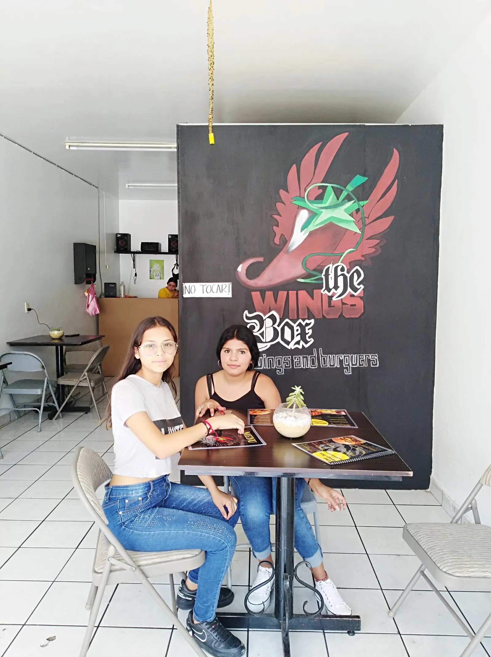 "LONCHERÍA D' JUAN JR." ( hijo ) image 9