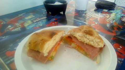 Loncheria Renata image 2