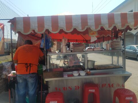 Tacos De Barbacos Miguelss image 5