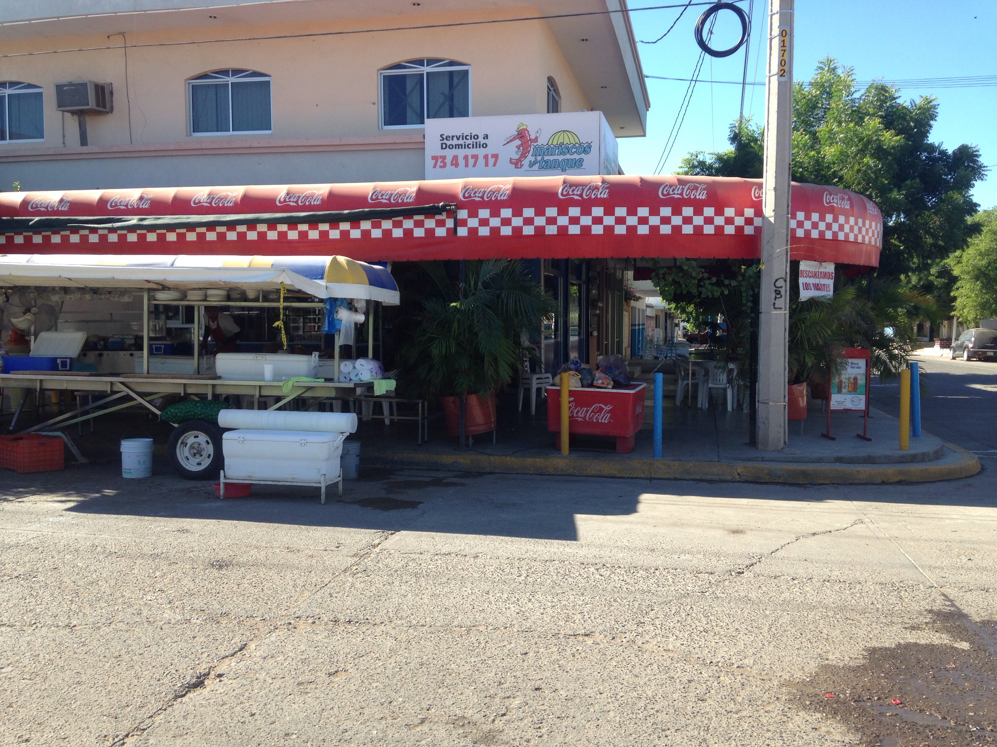 Mariscos Del Tanque image 1