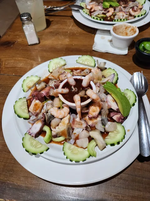 Mariscos El Rey image 7