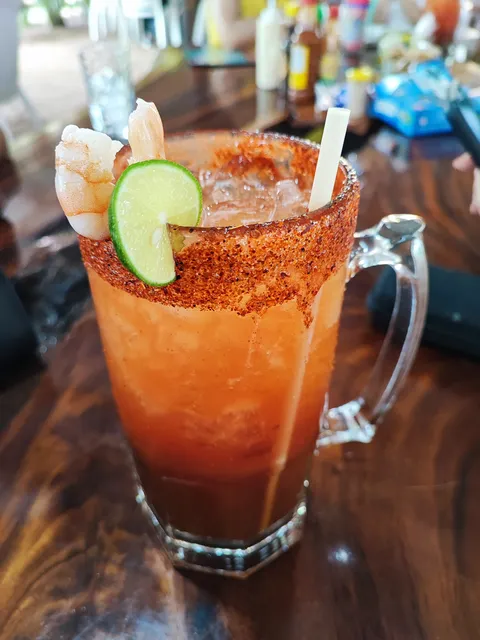 MR. POPEYE'S Mariscos, Tacos & Sushi image 3