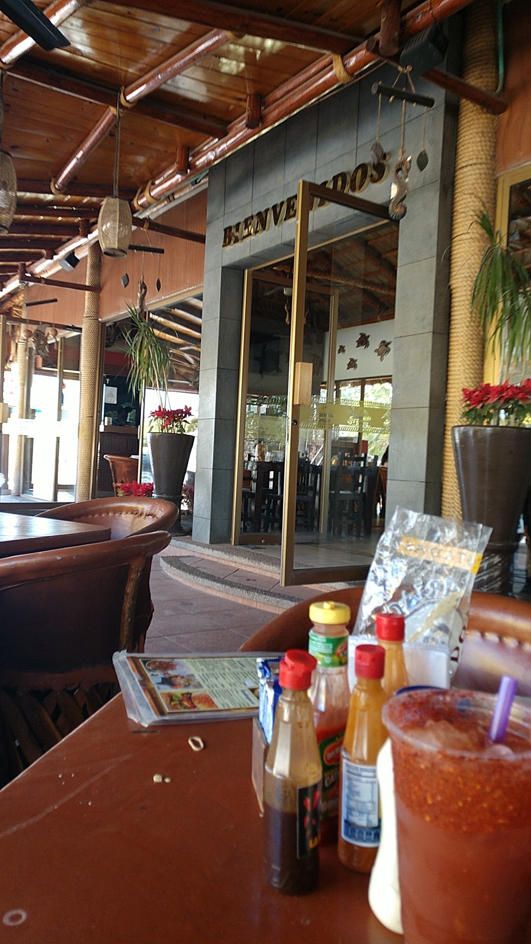 Mariscos El Tanque image 1