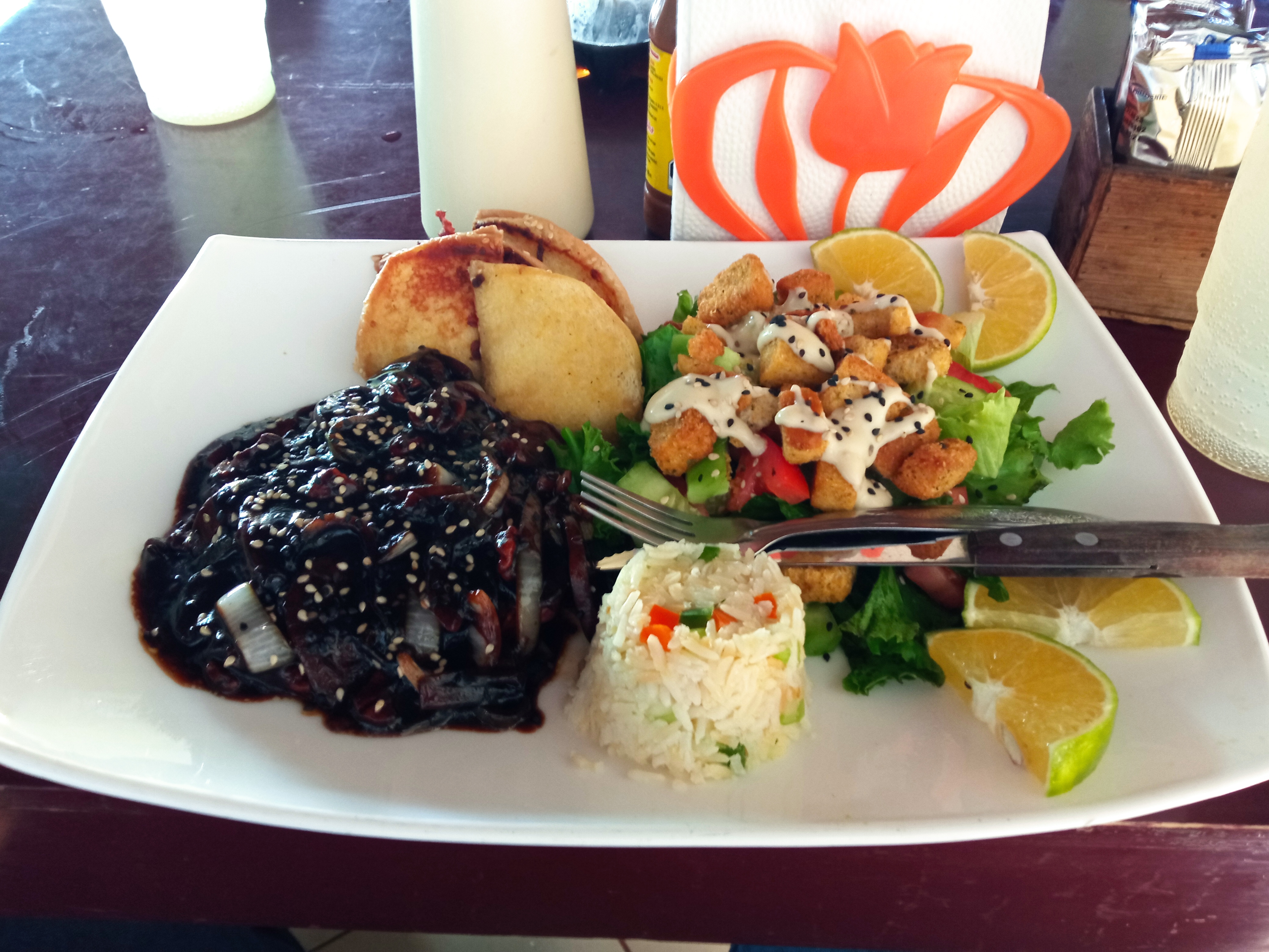 Mariscos El Tanque image 6