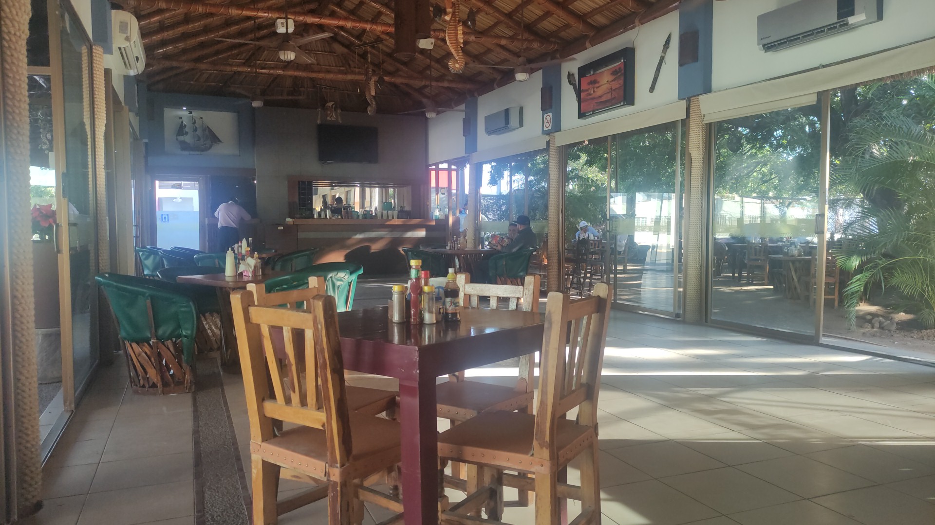 Mariscos El Tanque image 9