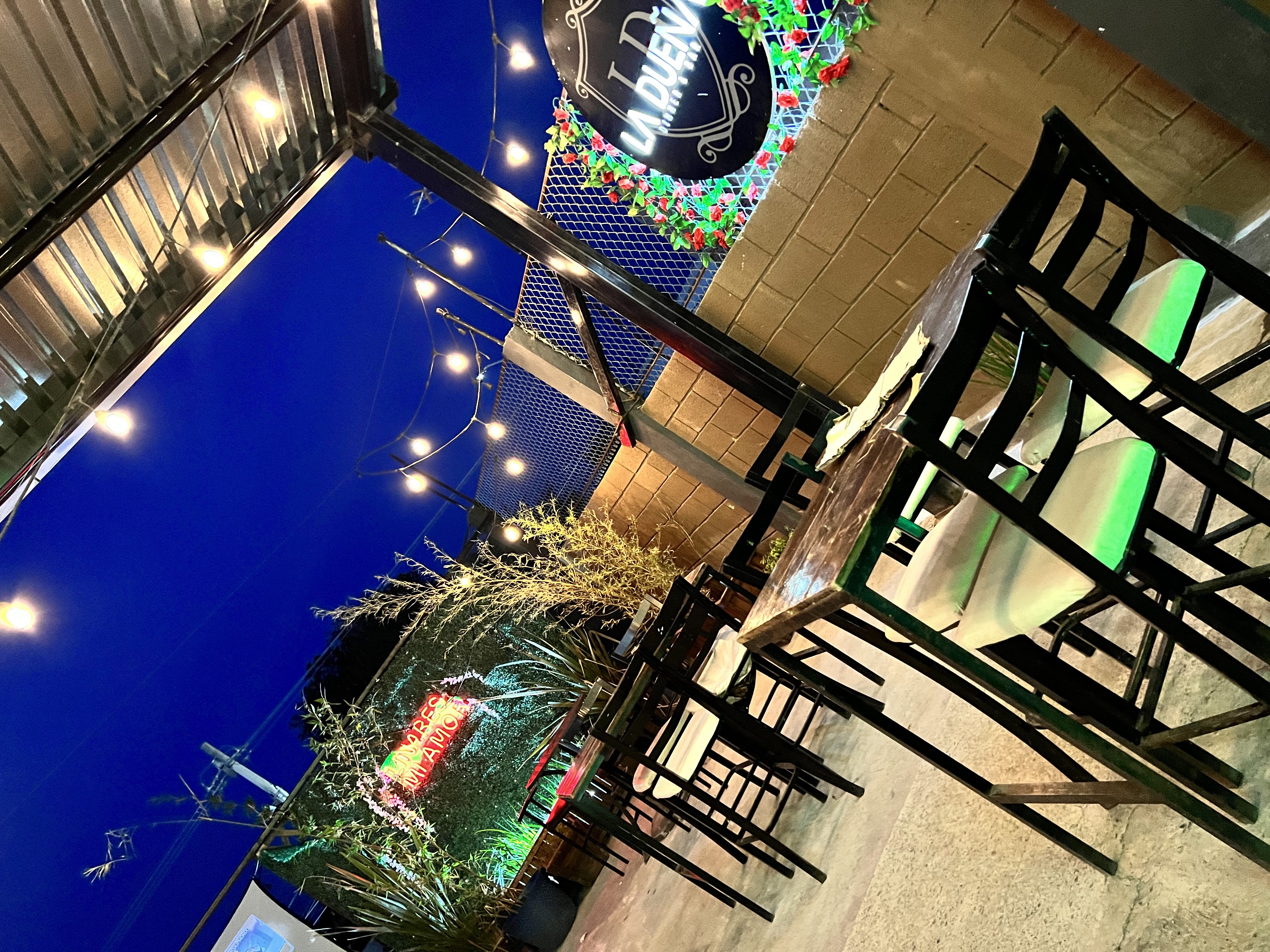 La Dueña Antrito-Bar-Restaurante-Terraza image 1