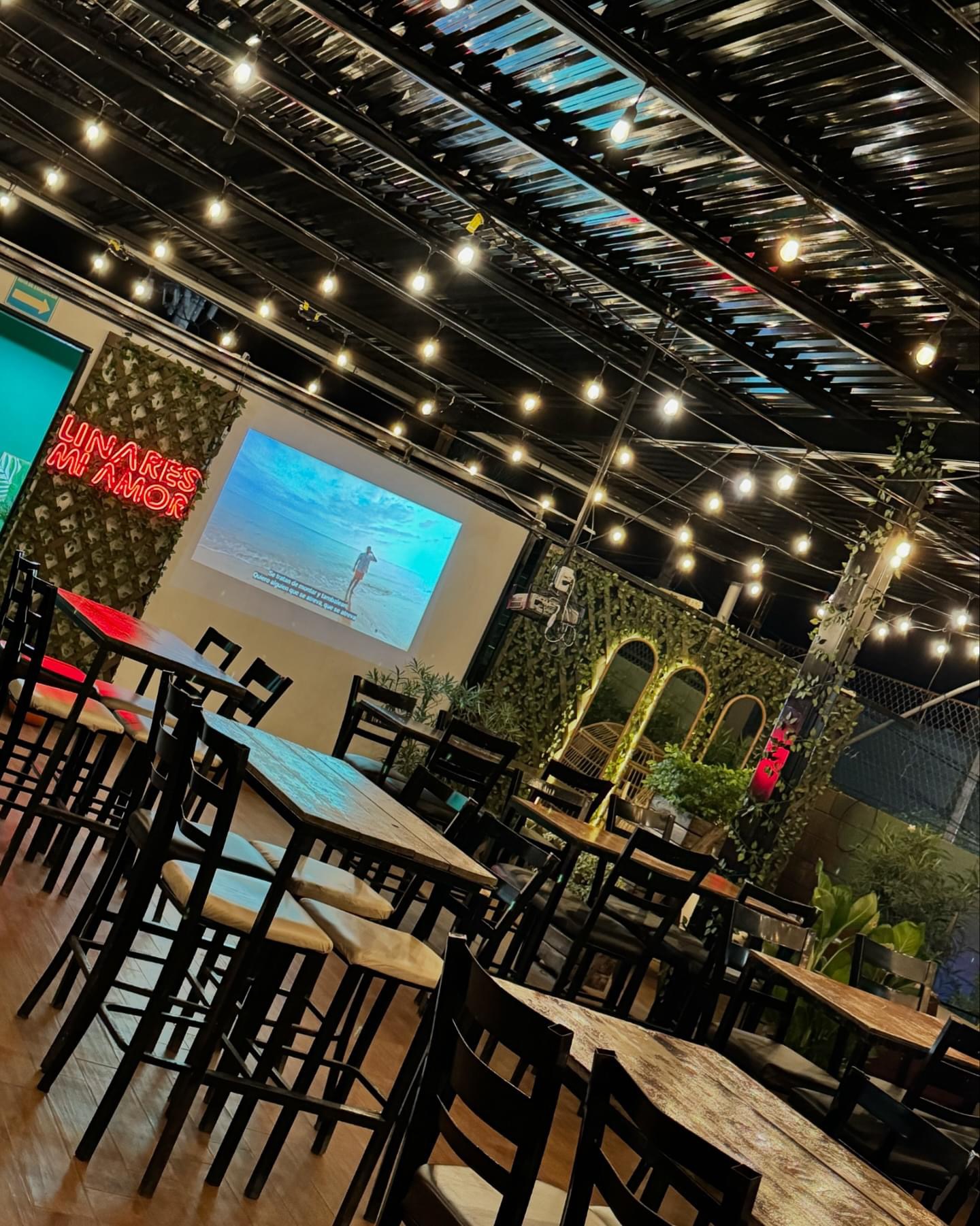 La Dueña Antrito-Bar-Restaurante-Terraza image 5