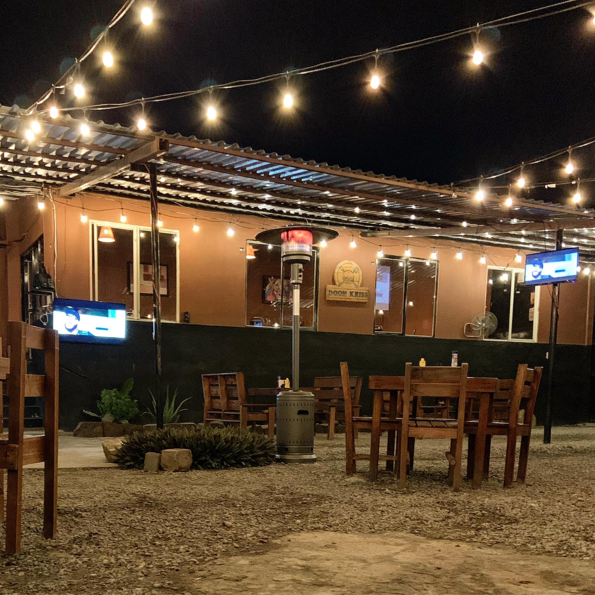 Doon Kriss Burguers image 9