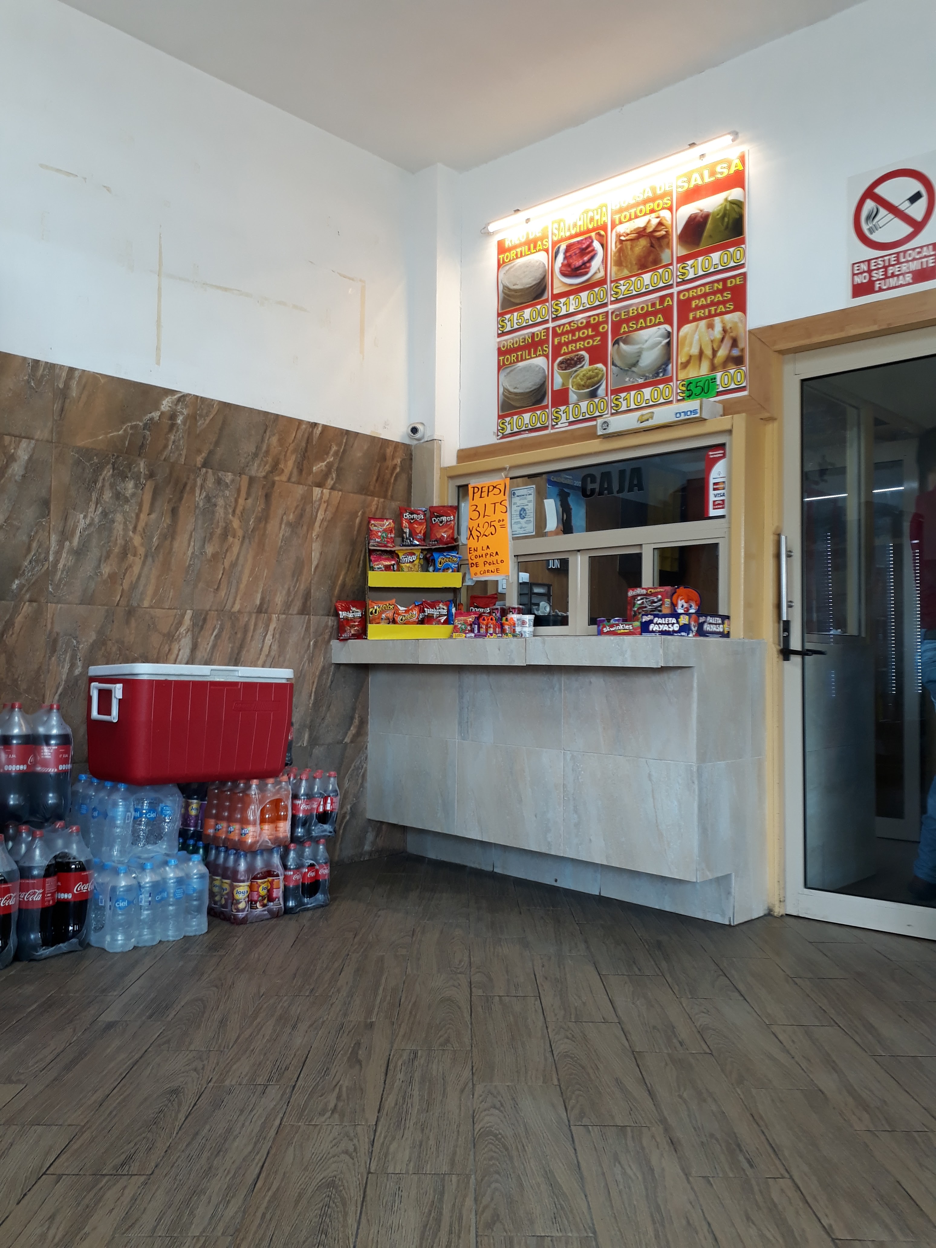 Pollos Y Carnes Asadas "El Gavilan" image 4