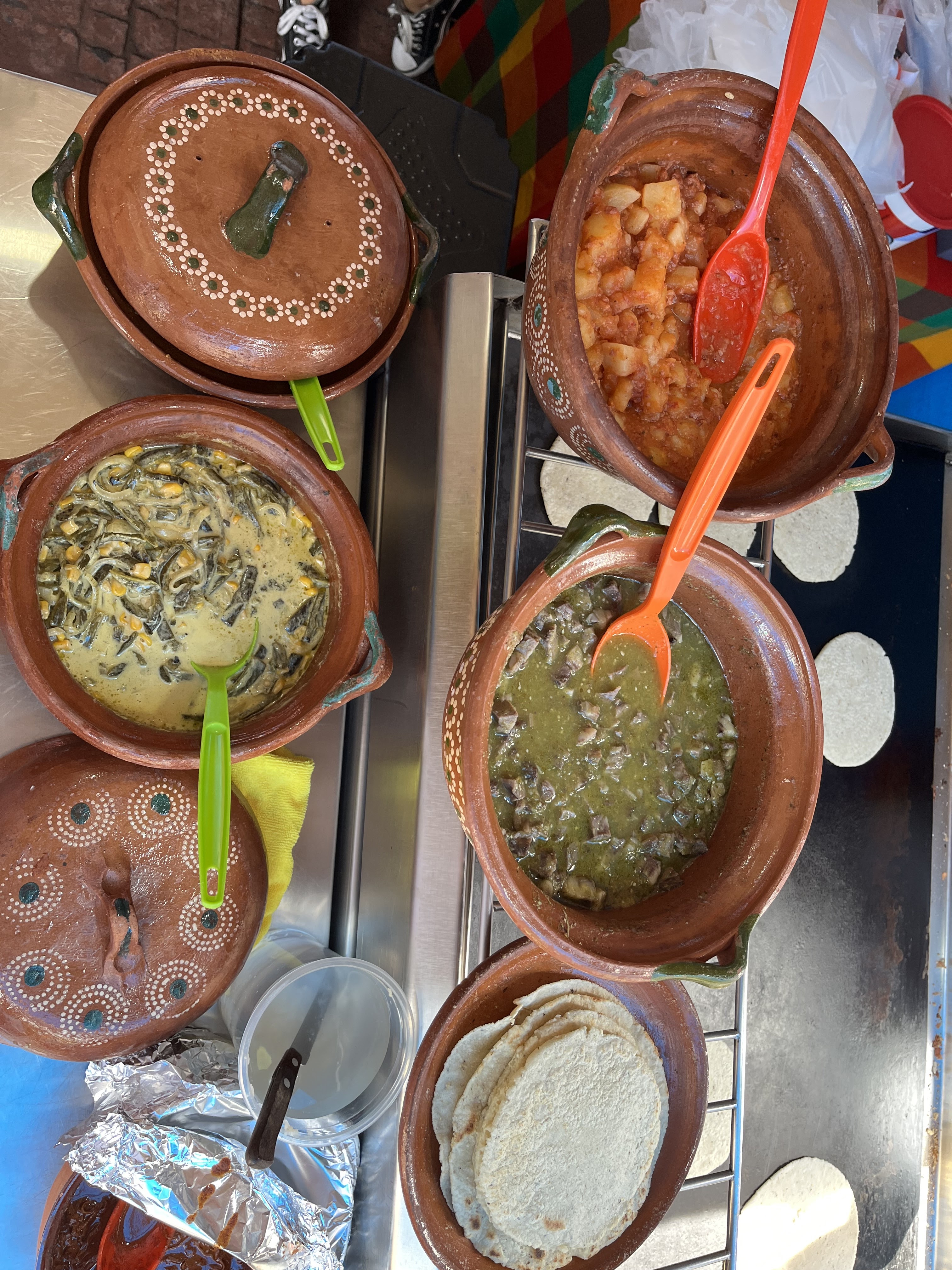 Tacos y Gorditas Navarro image 6