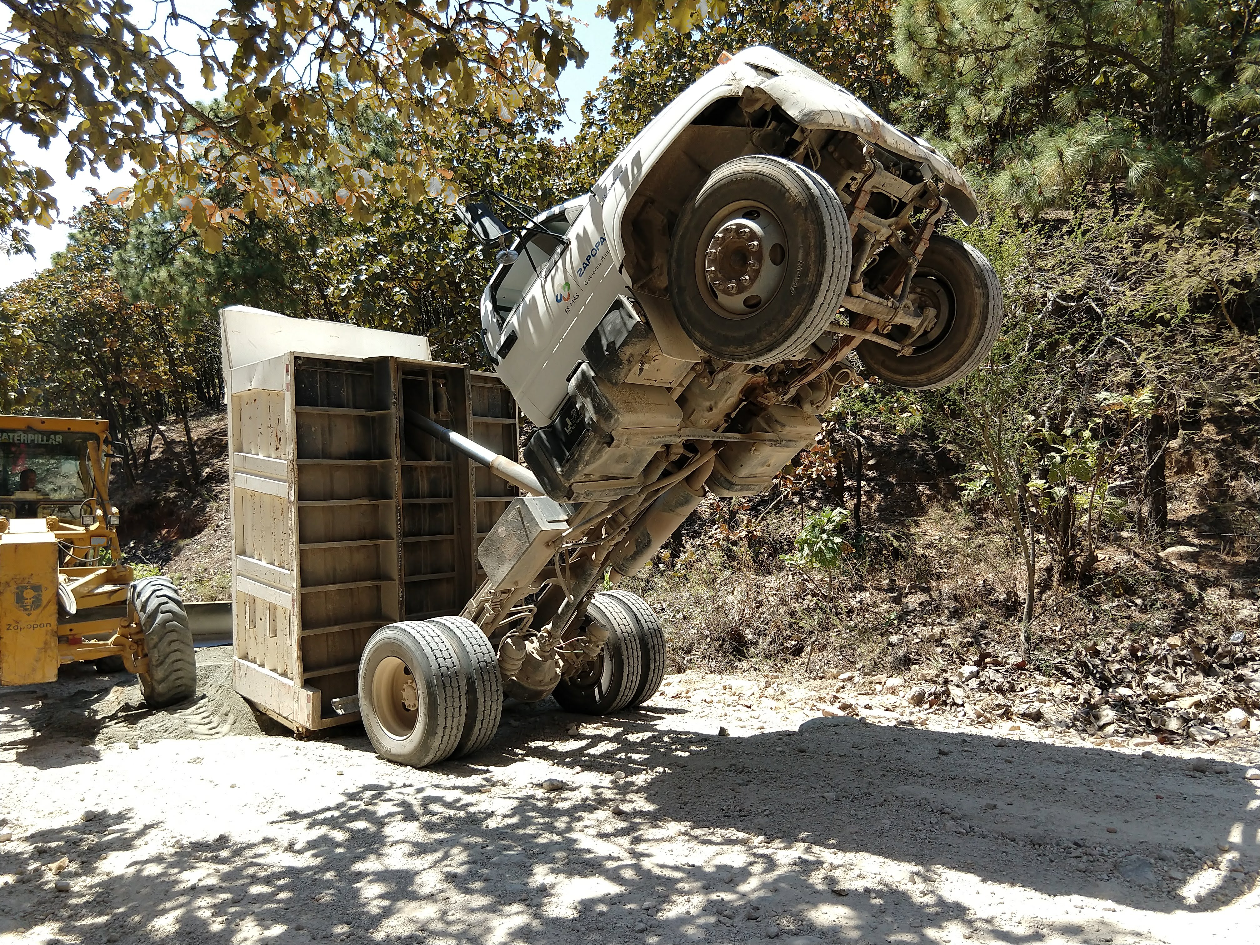 El Campanario image 7