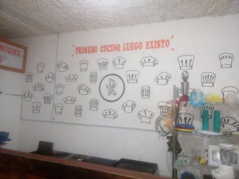 La zona Vip Wing Alitas y Micheladas image 5