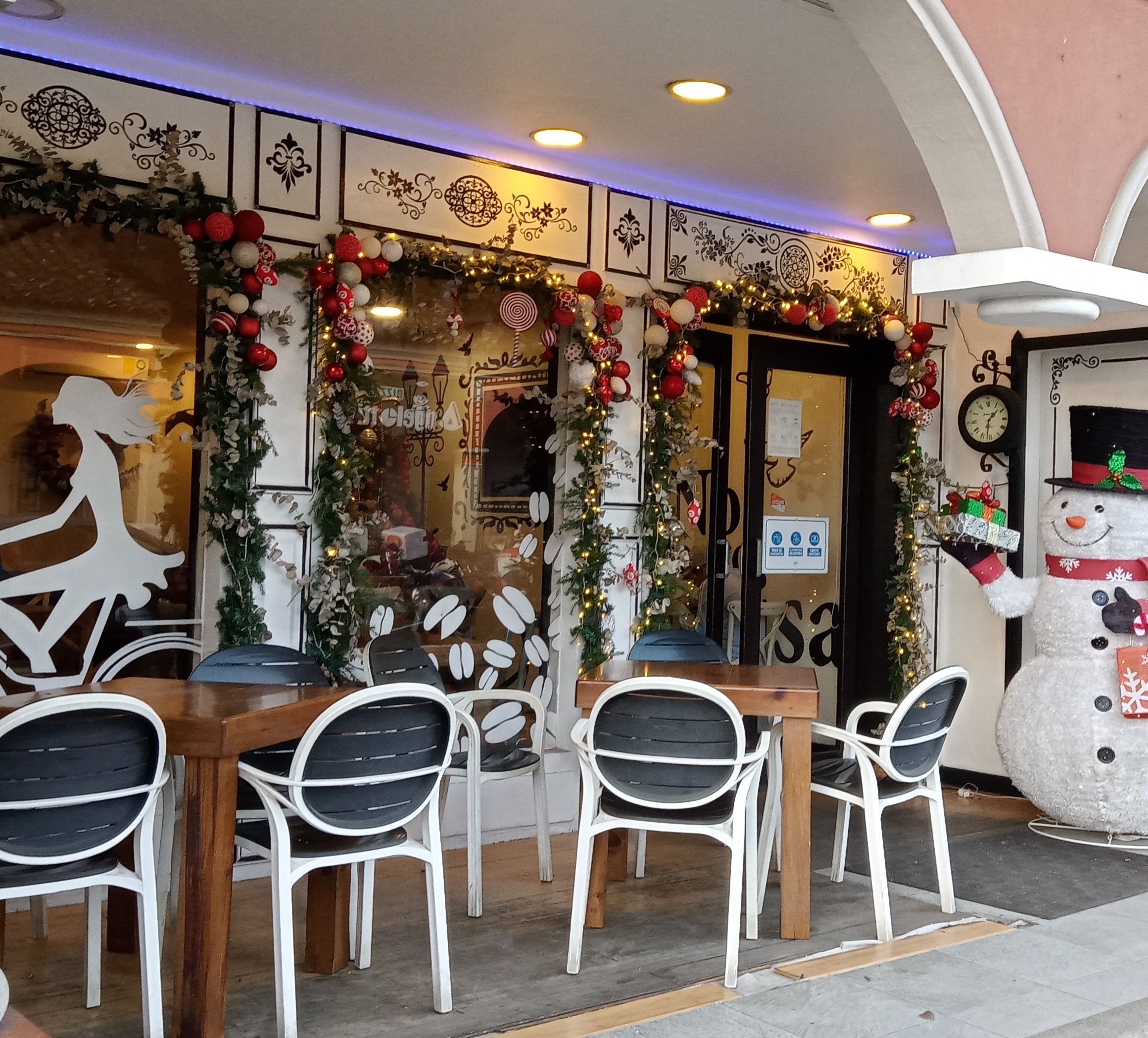 La Bicicleta Café image 5