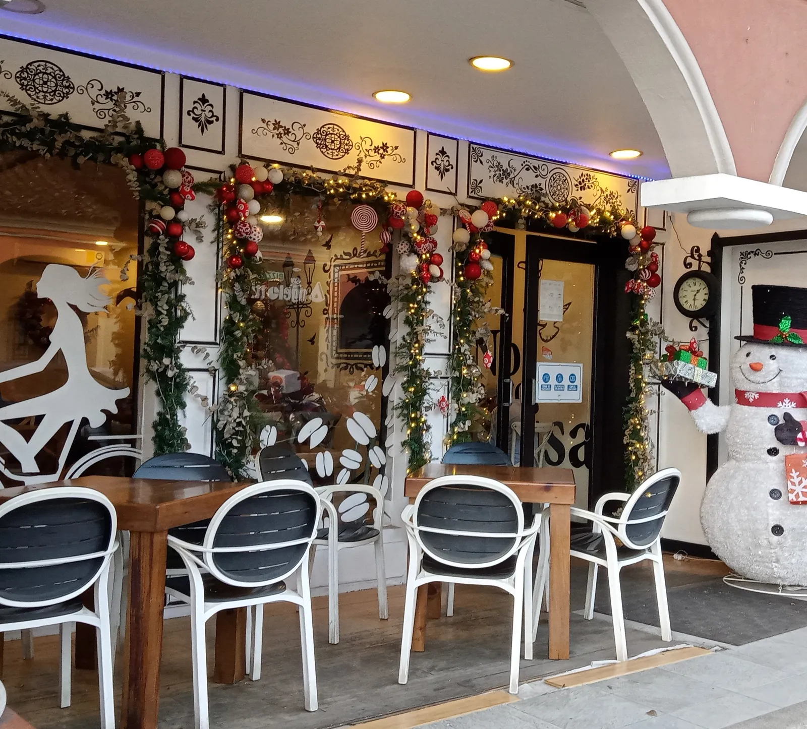 La Bicicleta Café image 5