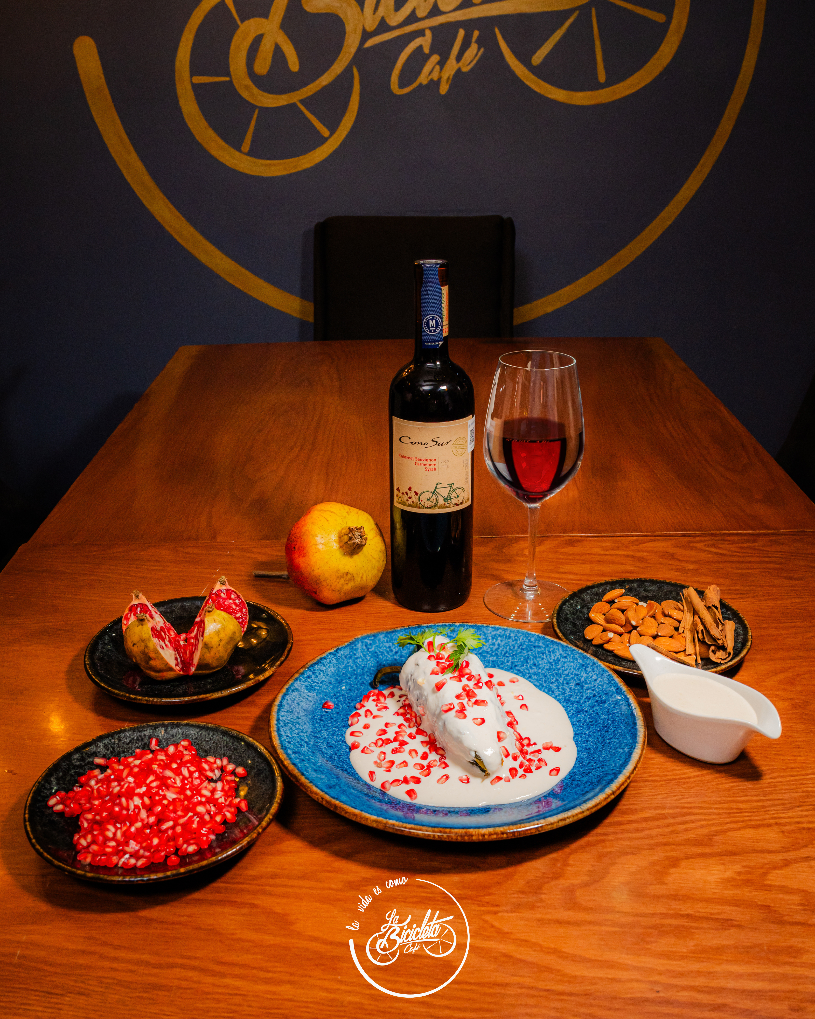 La Bicicleta Café image 10