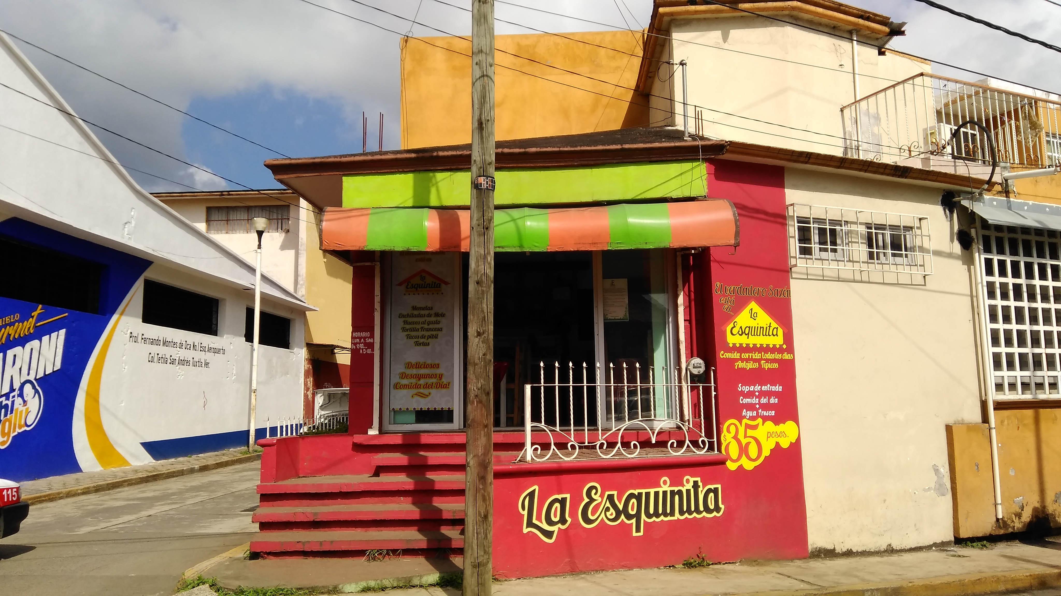 La Esquinita image 4