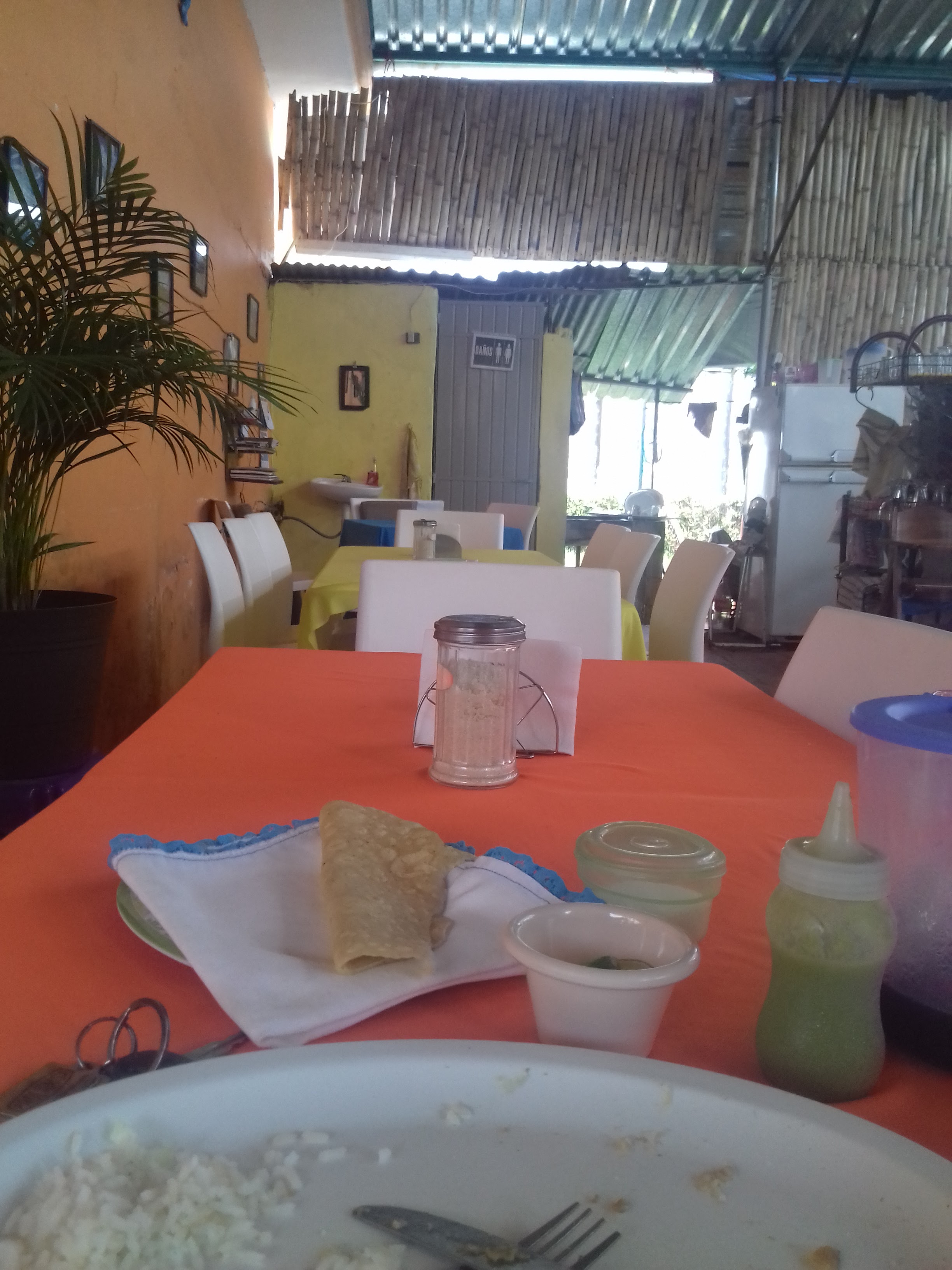 El ARRECIFE MARISCOS Y MEMELAS image 9