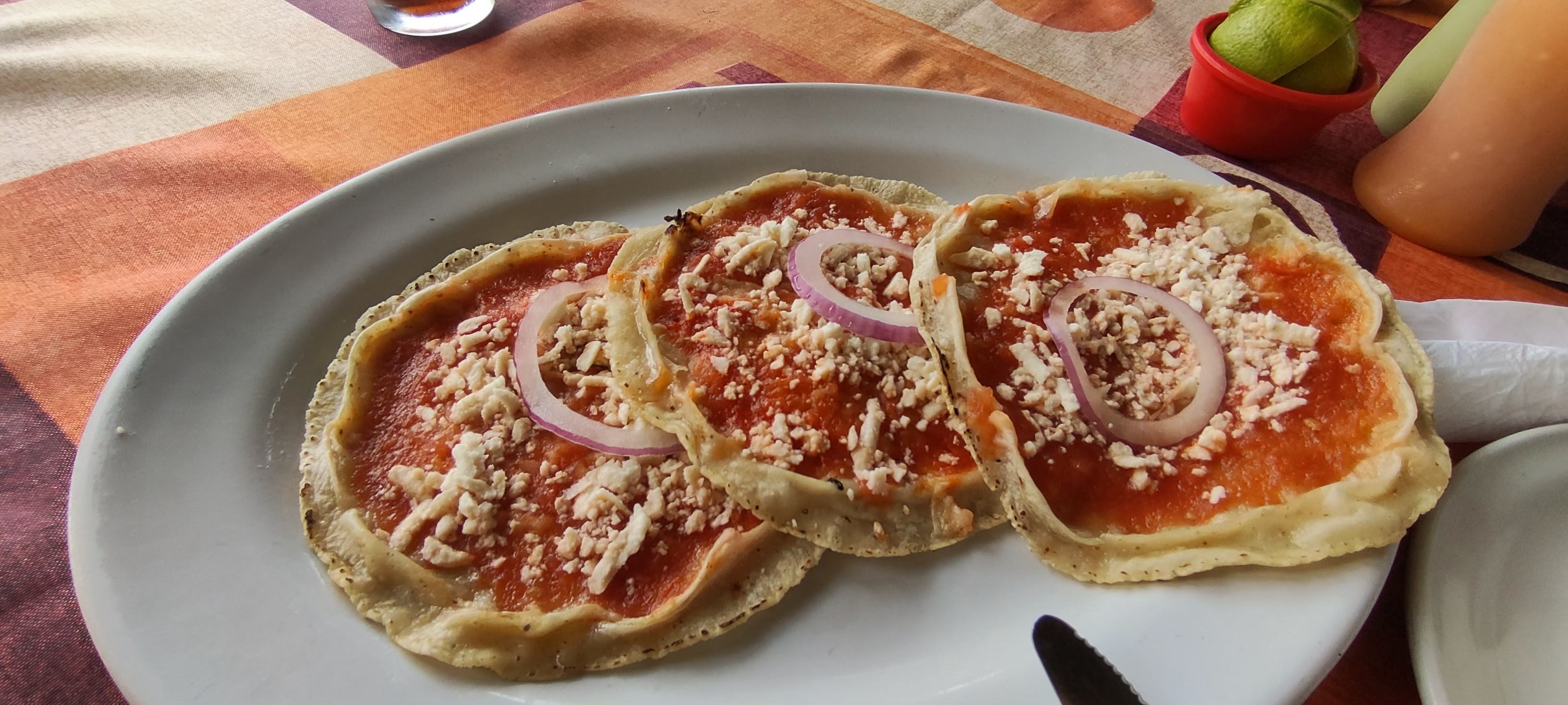 Restaurant la bomba atómica image 2