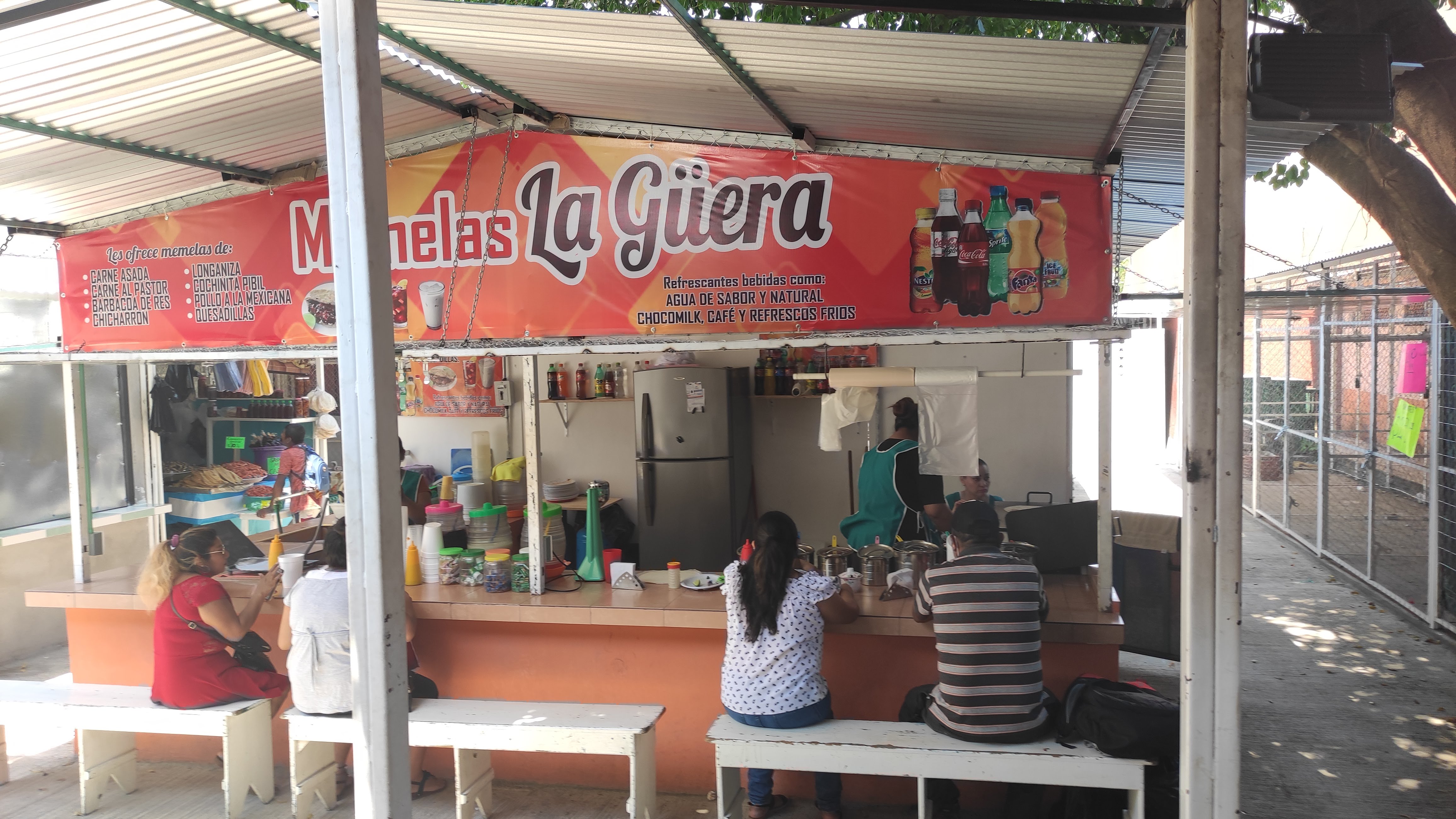 Memelas La Güera image 2