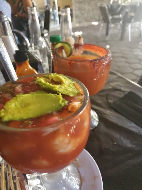 Mariscos los pulpos image 6