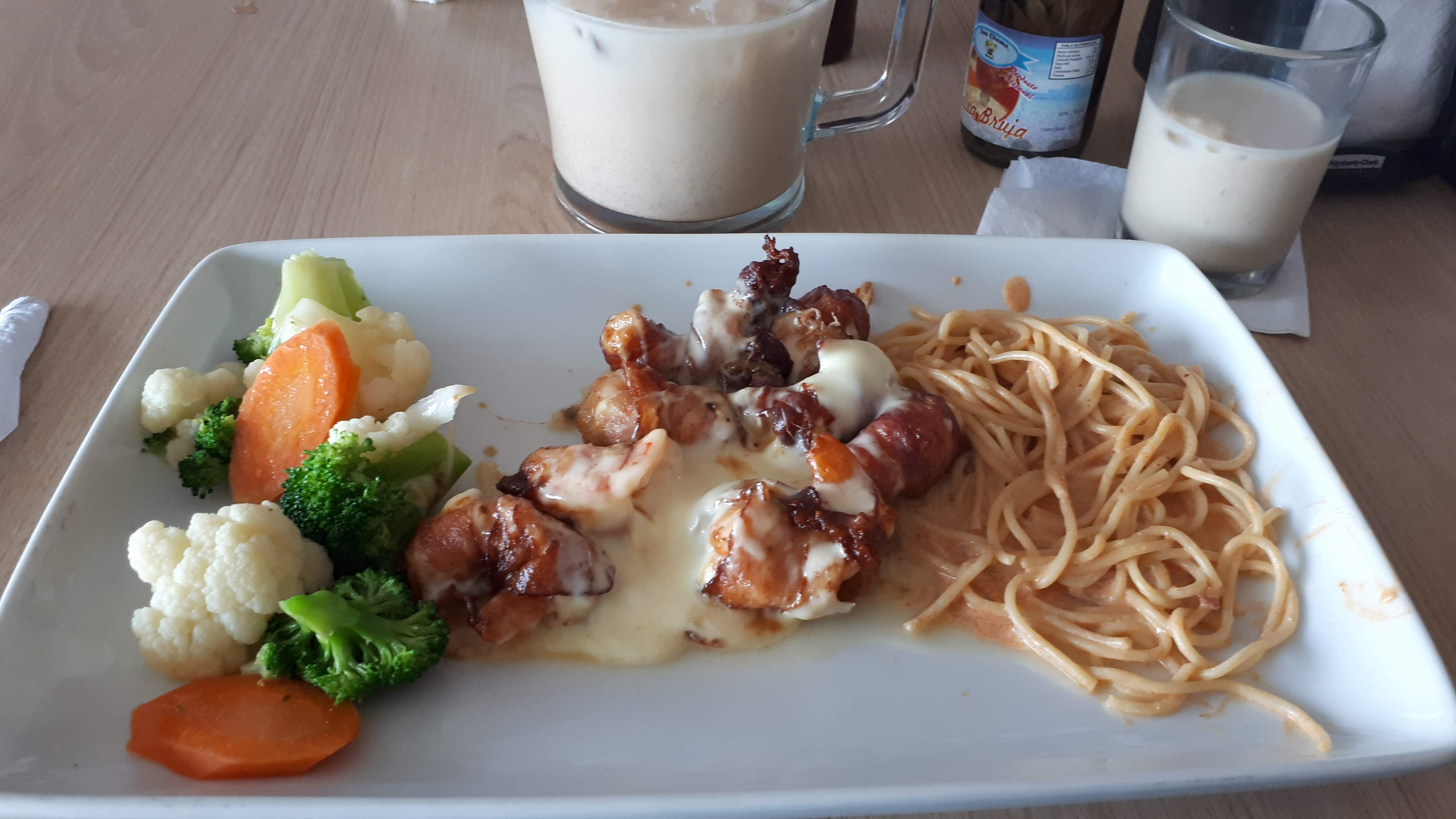 Mariscos los pulpos image 10